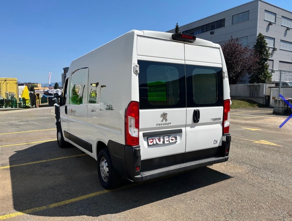 PEUGEOT Boxer 2.0 HDI 335 Active s/s L2H2-image-2