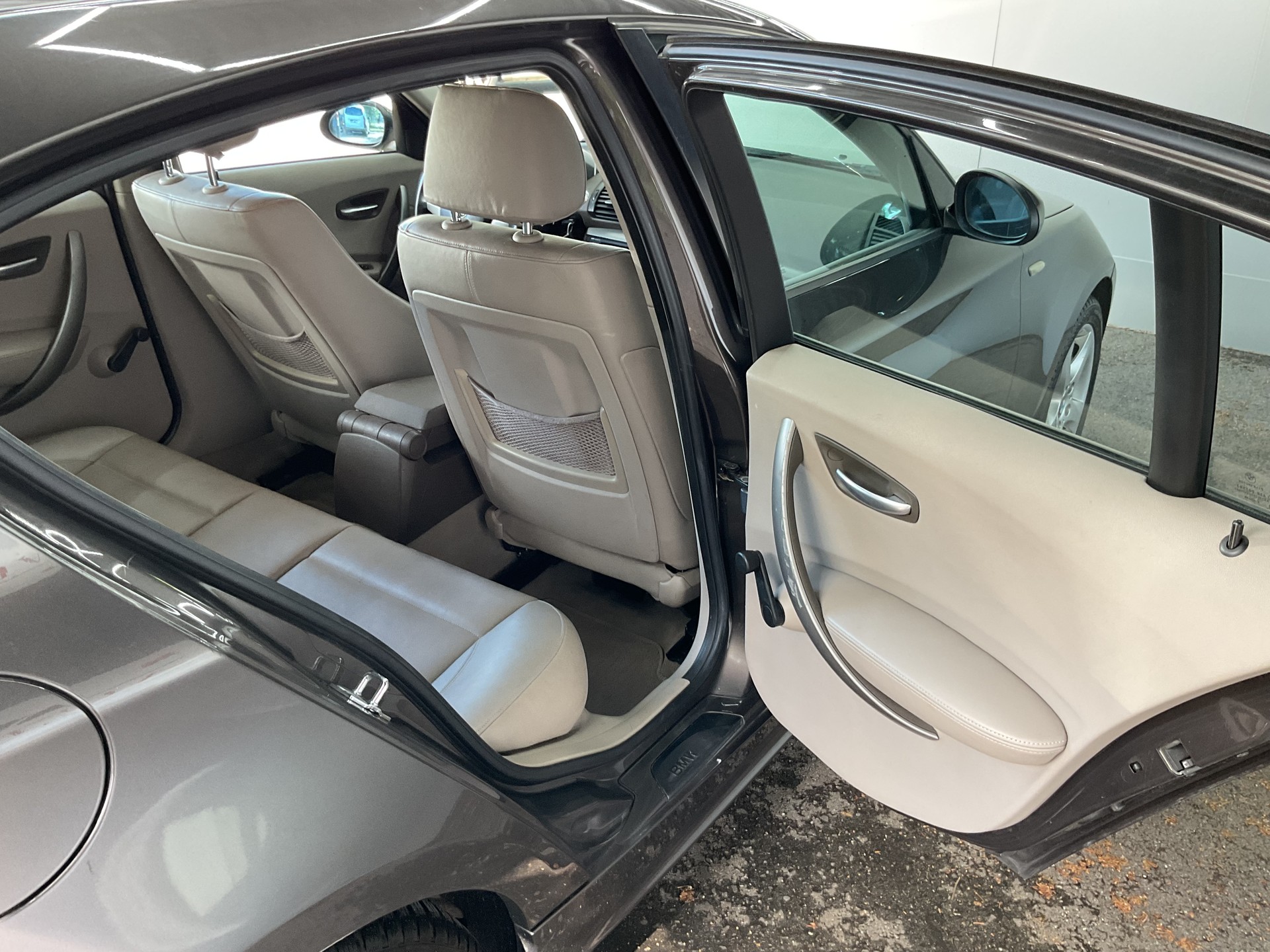 BMW 118d-image-9