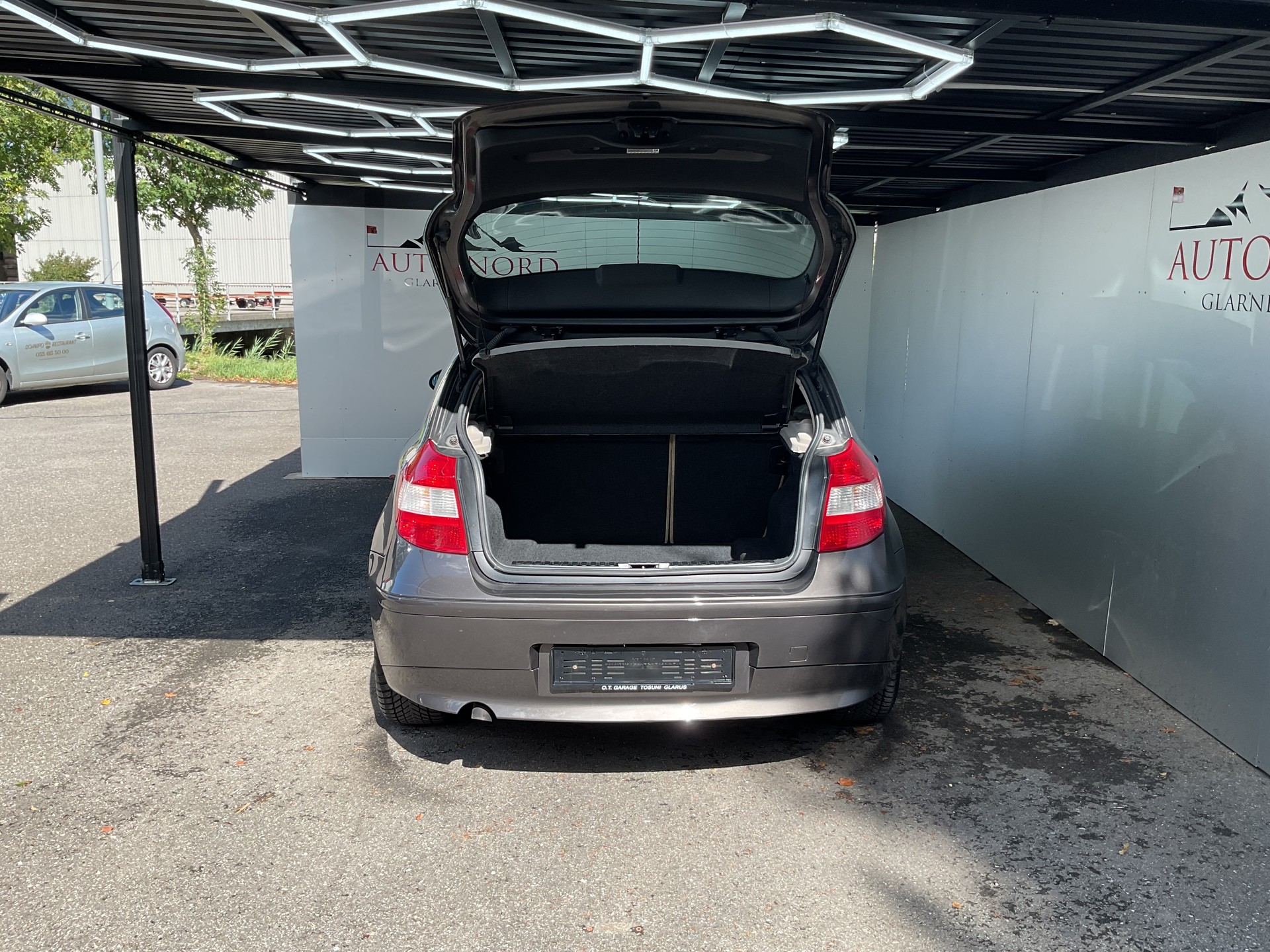 BMW 118d-image-12