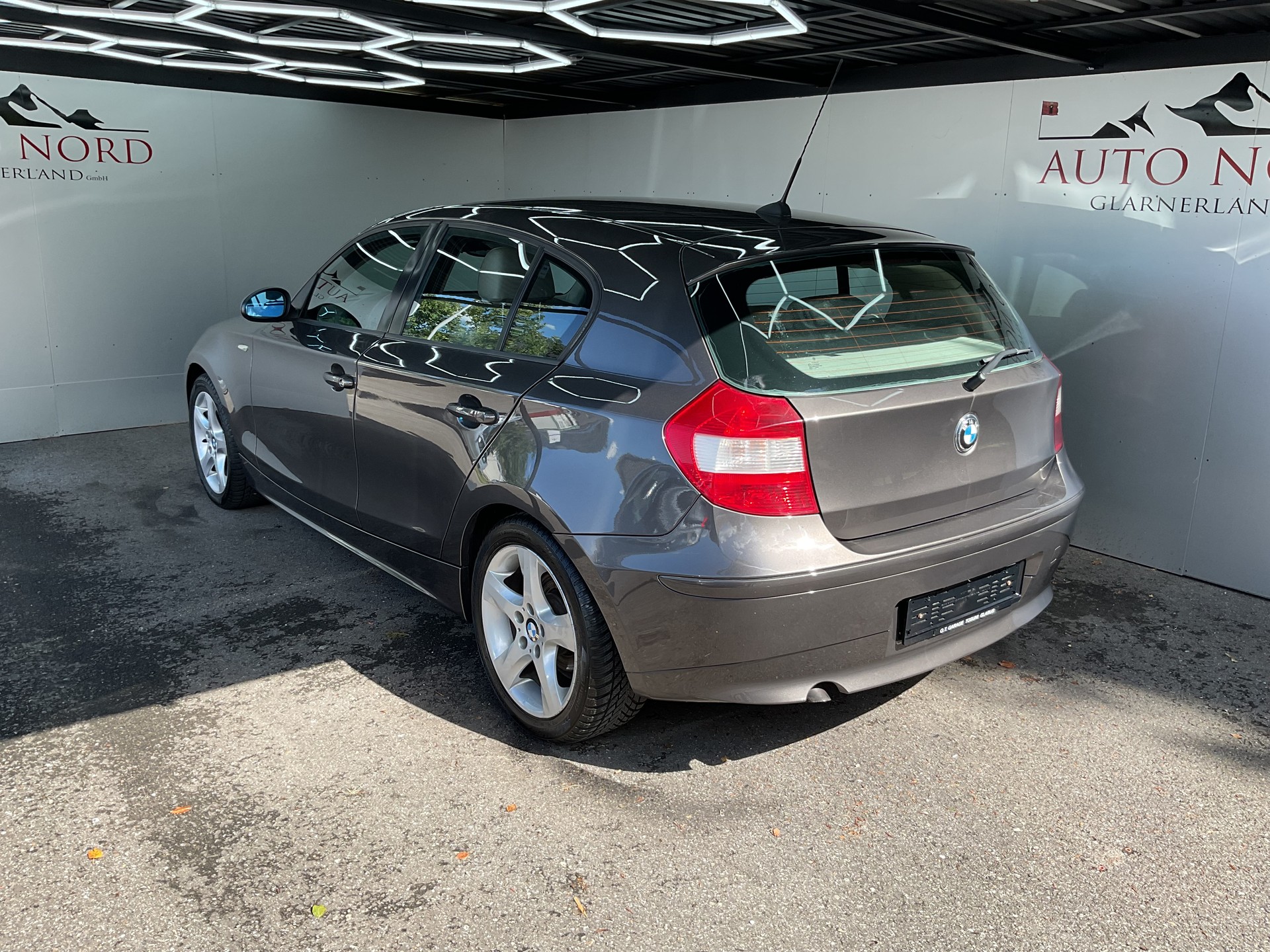 BMW 118d-image-3