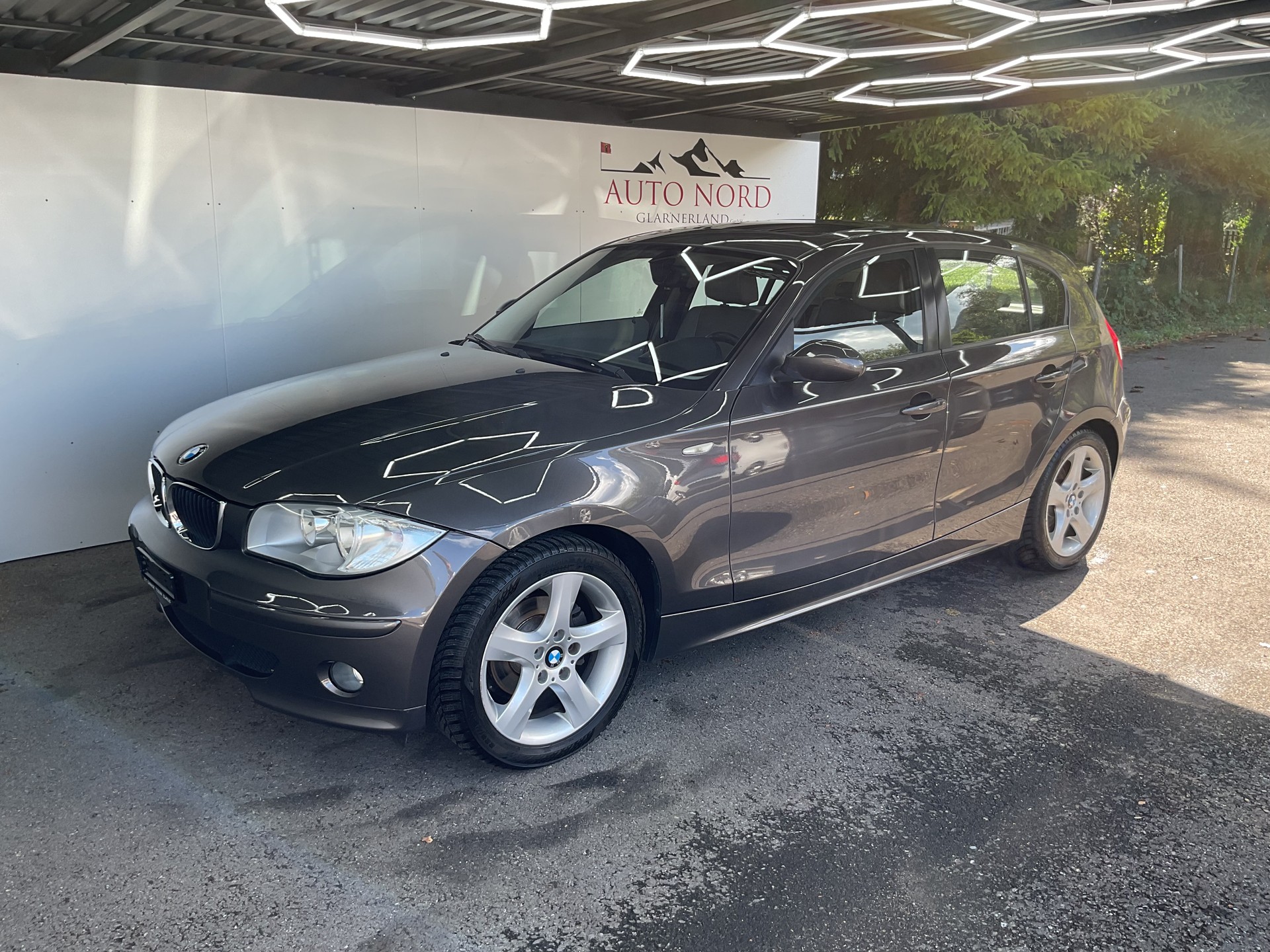 BMW 118d-image-2