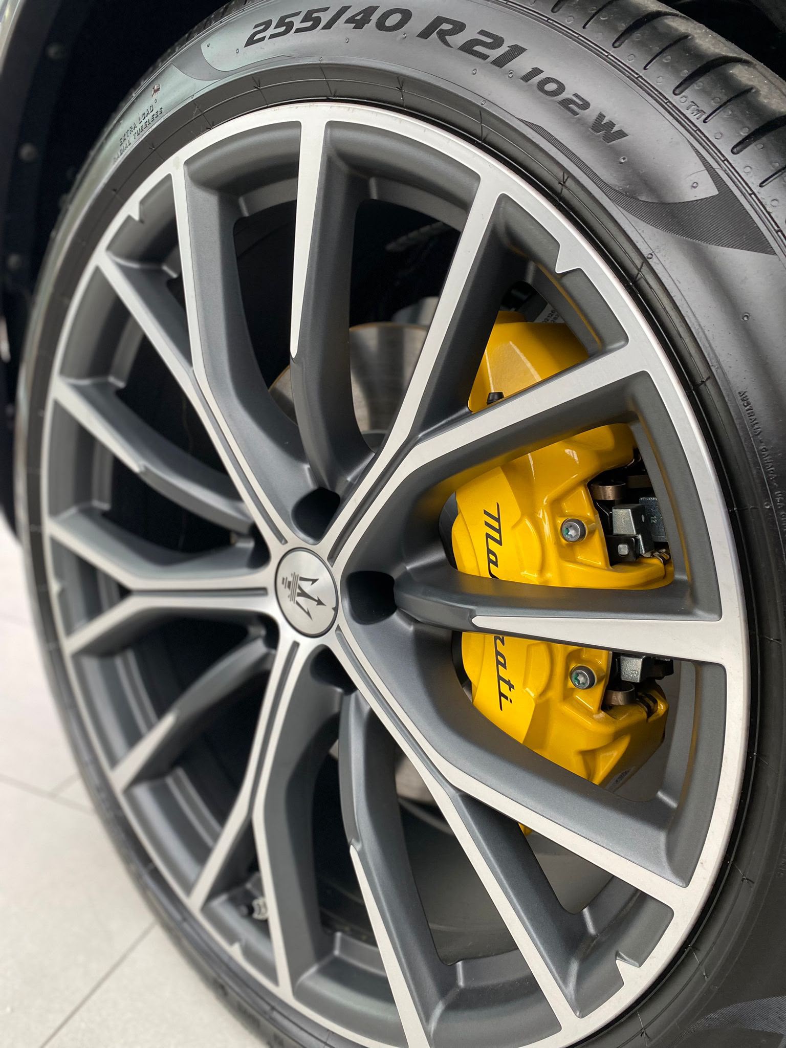 MASERATI 2.0 Hybrid GT-image-5