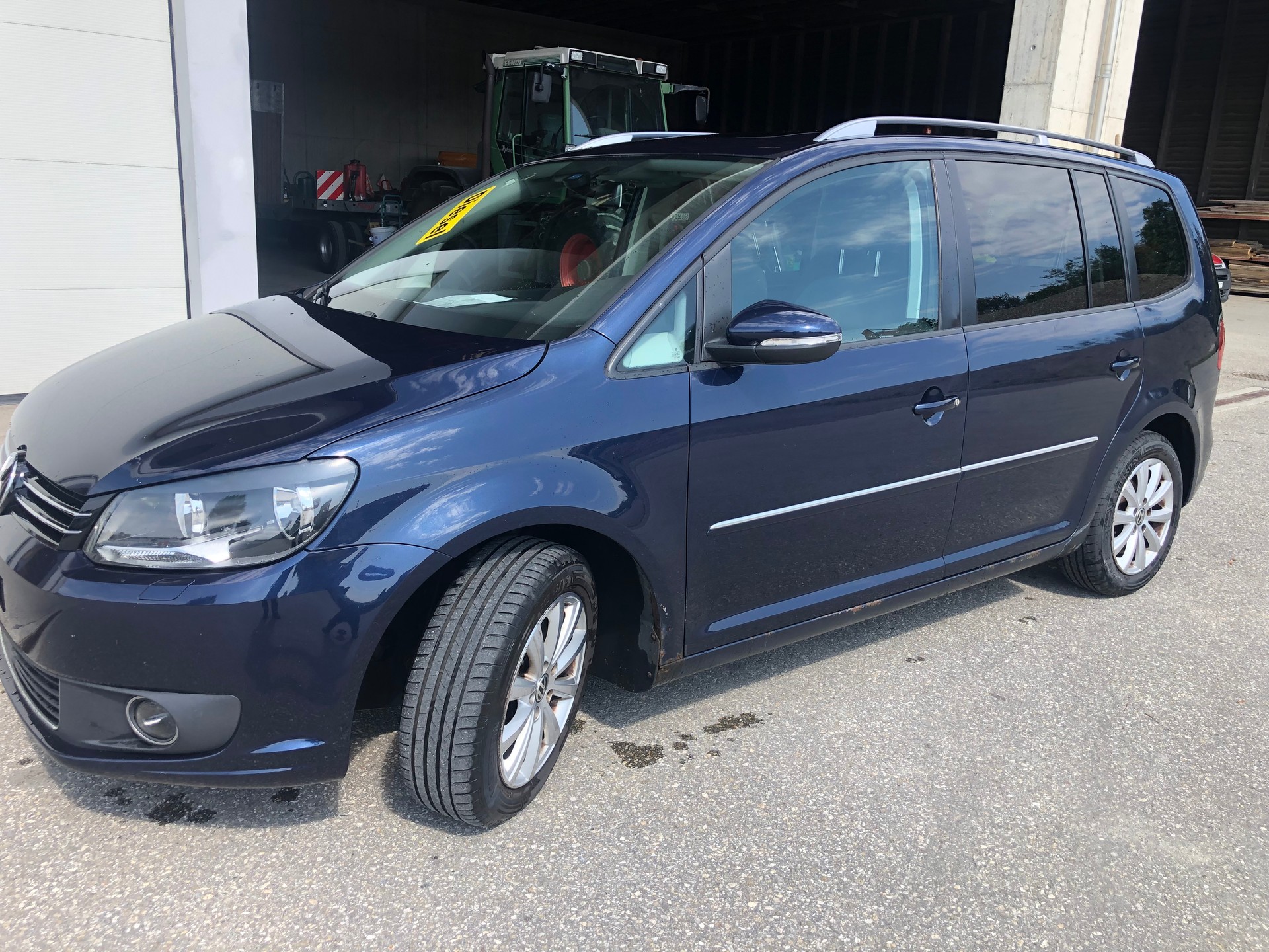 VW Touran 2.0 TDI BlueMotion Technology Highline-image-1