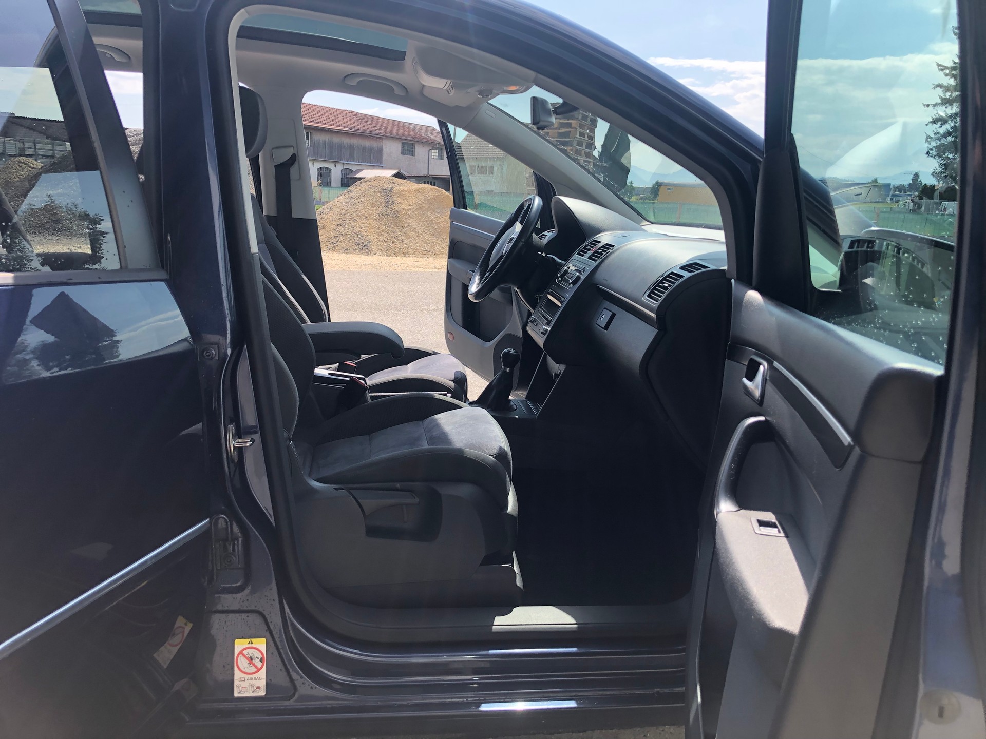 VW Touran 2.0 TDI BlueMotion Technology Highline-image-7
