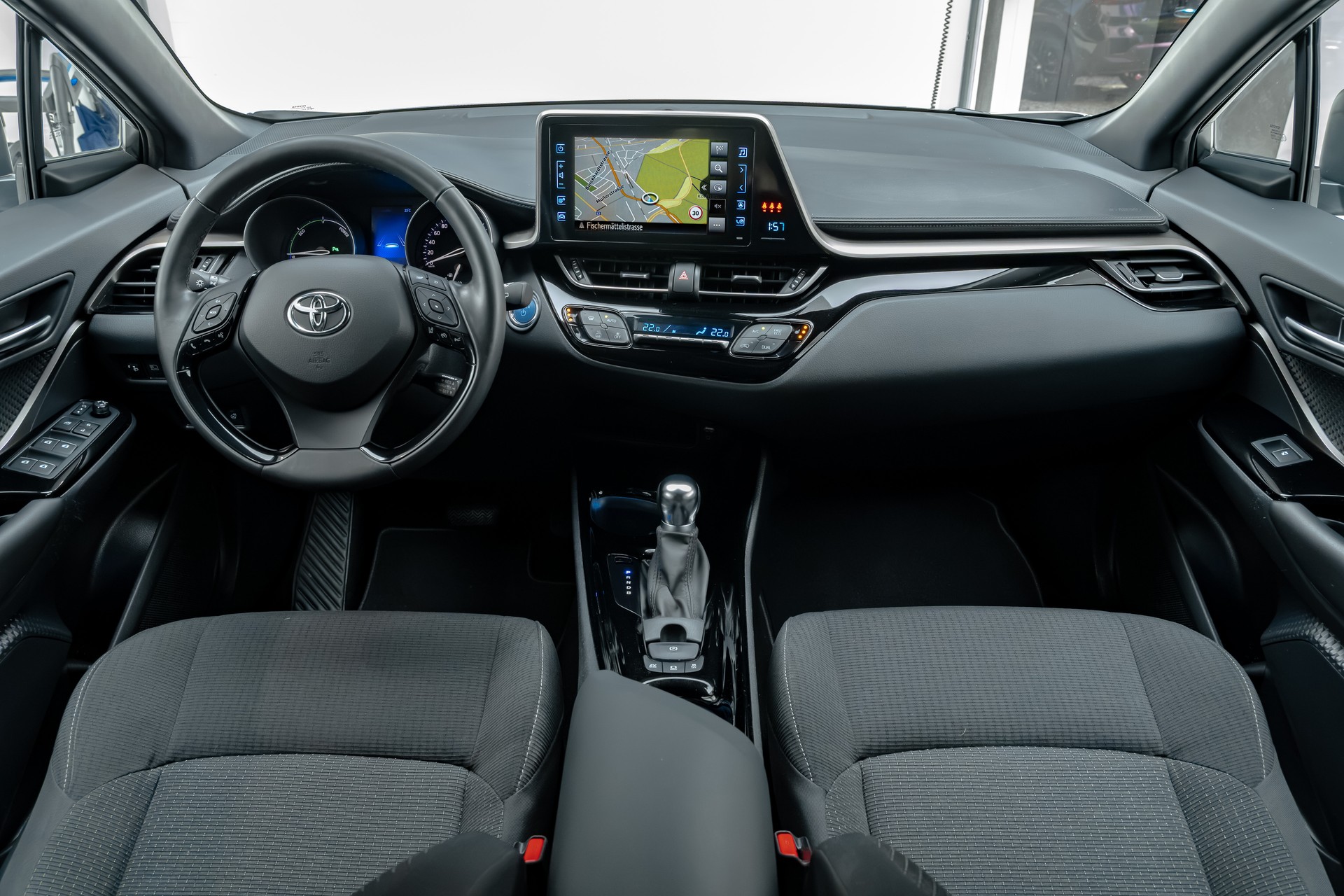 TOYOTA C-HR 1.8 HSD Style CVT-image-6