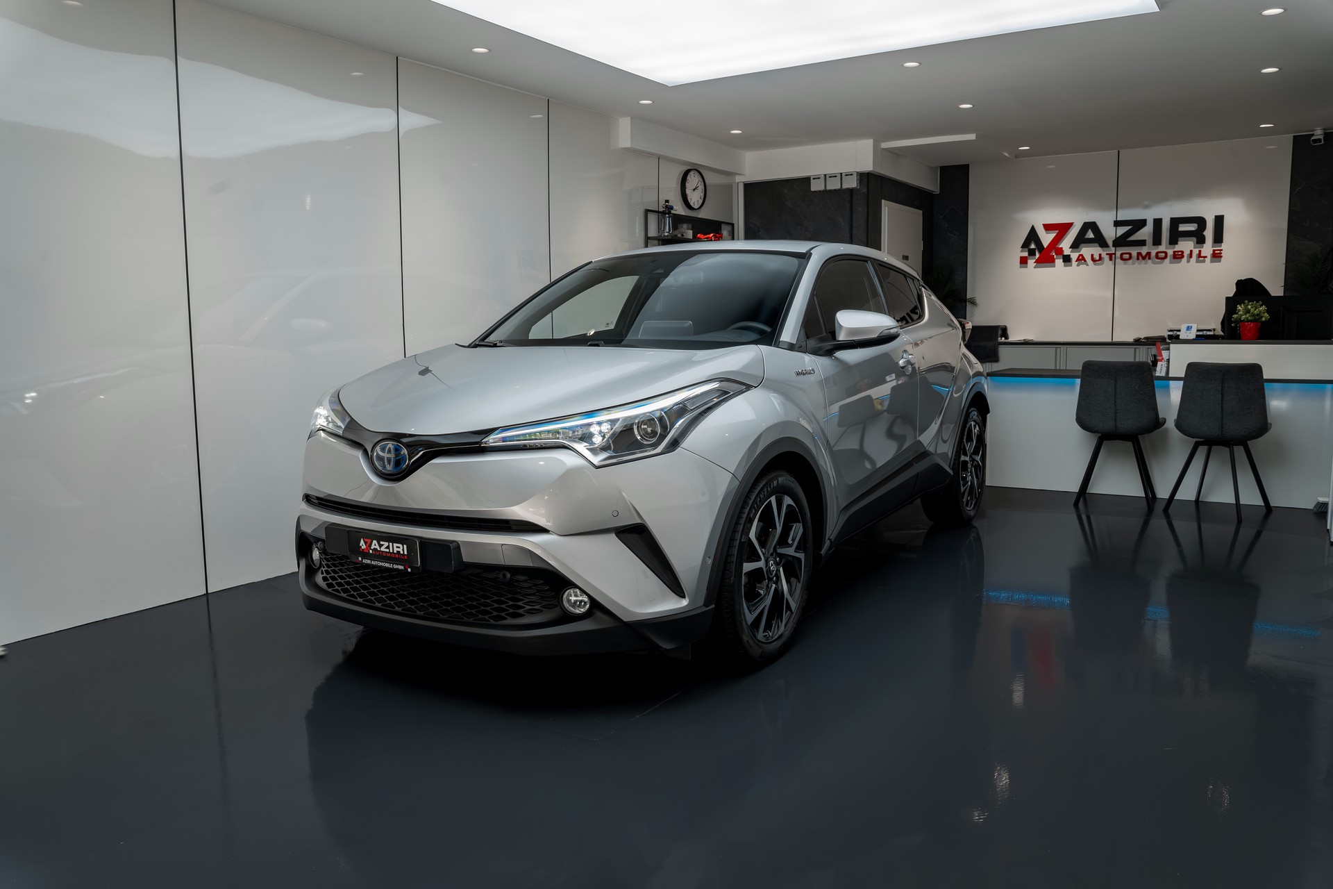 TOYOTA C-HR 1.8 HSD Style CVT-image-0