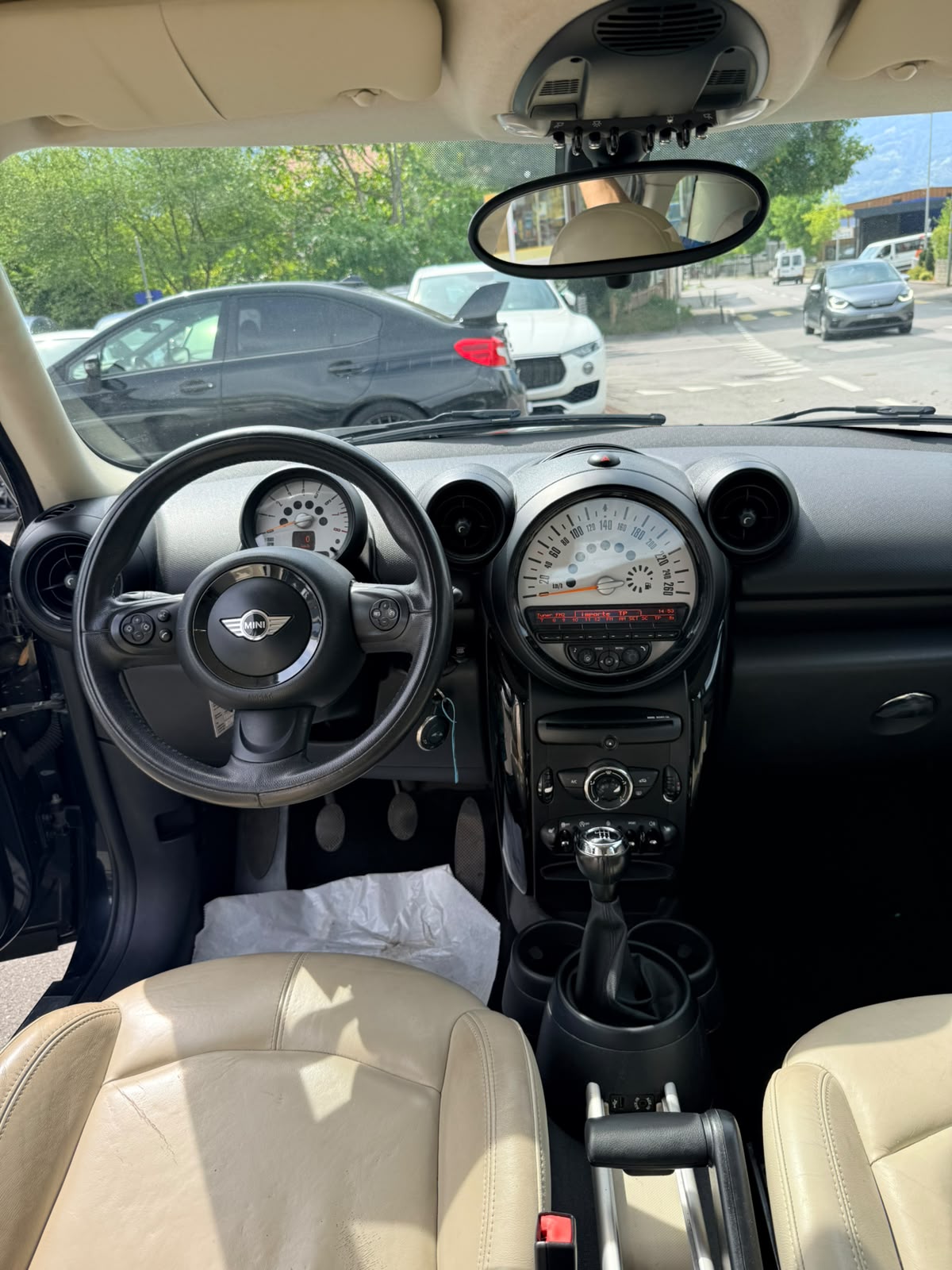 MINI Countryman Cooper ALL4-image-9