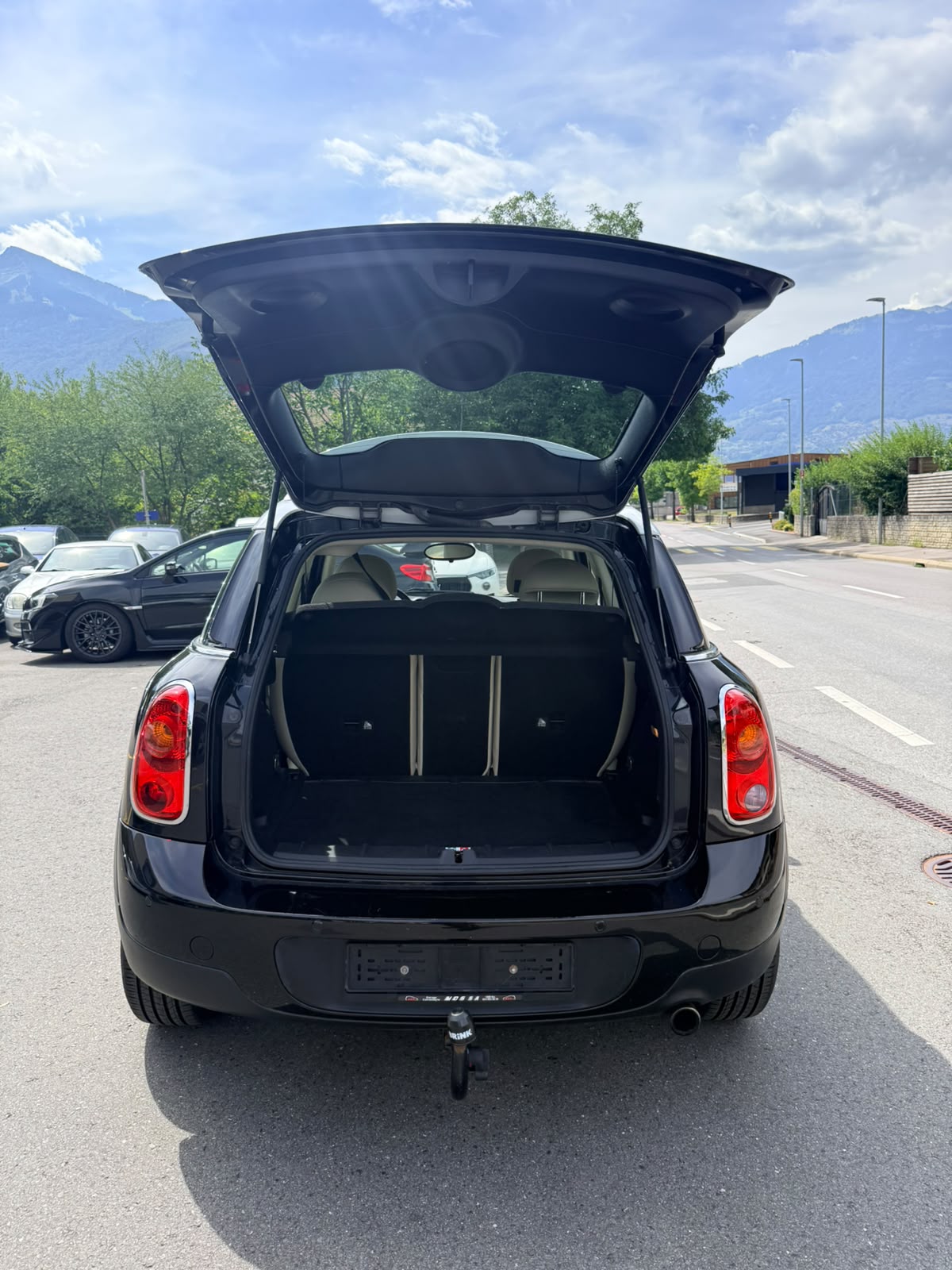 MINI Countryman Cooper ALL4-image-13