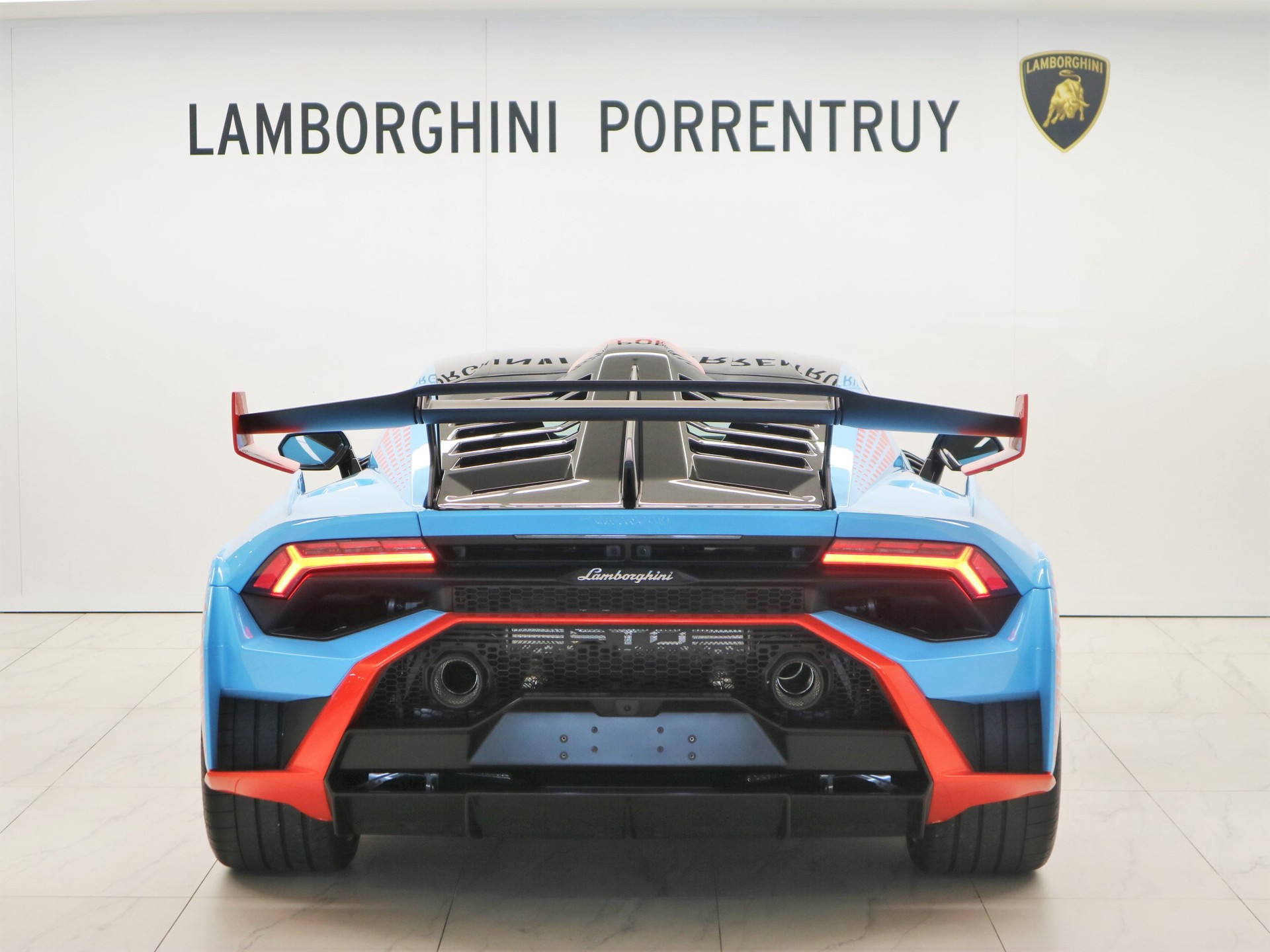 LAMBORGHINI Huracan STO Coupé DCT RWD-image-3