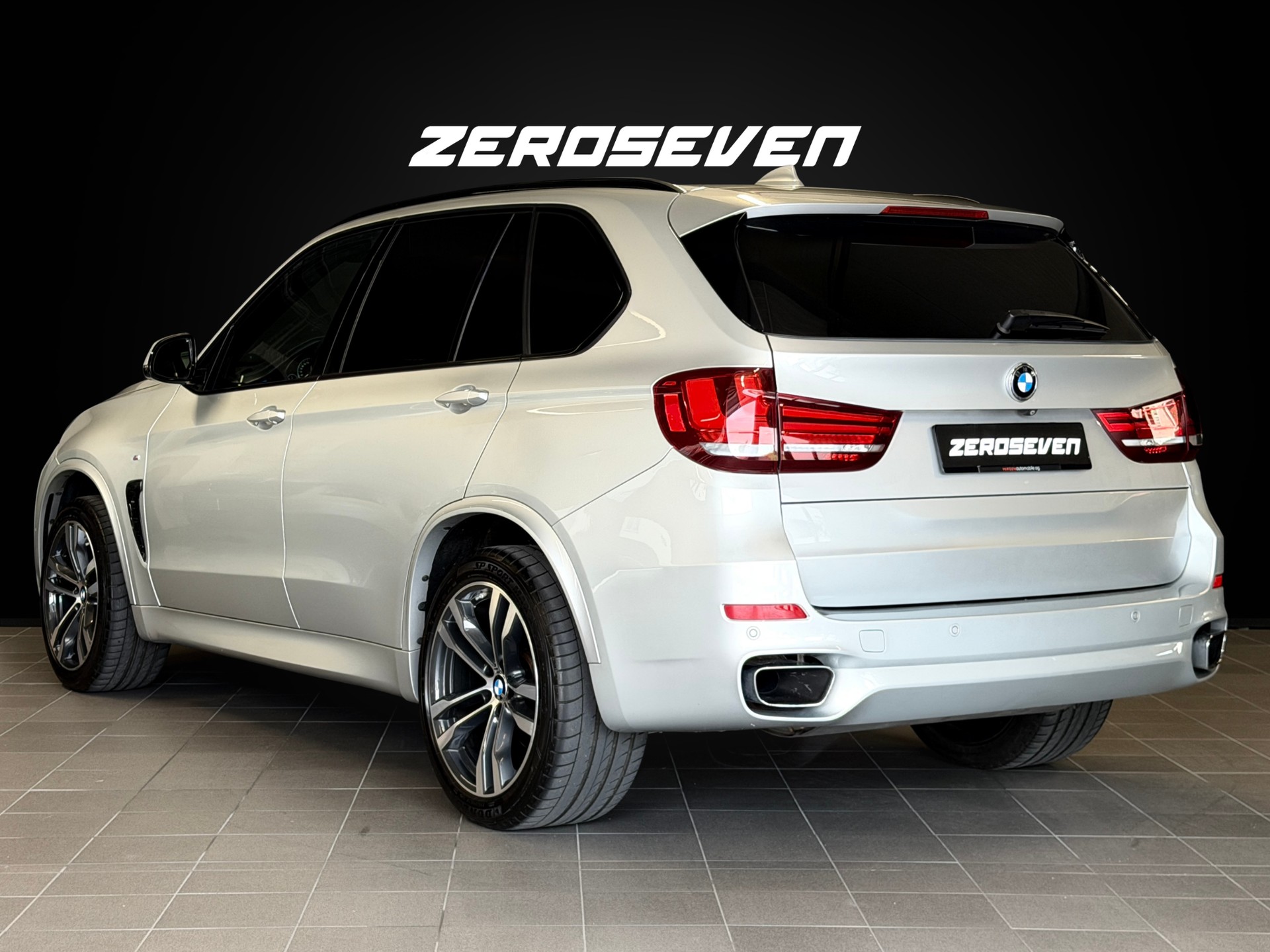 BMW X5 xDrive 40d Steptronic-image-4