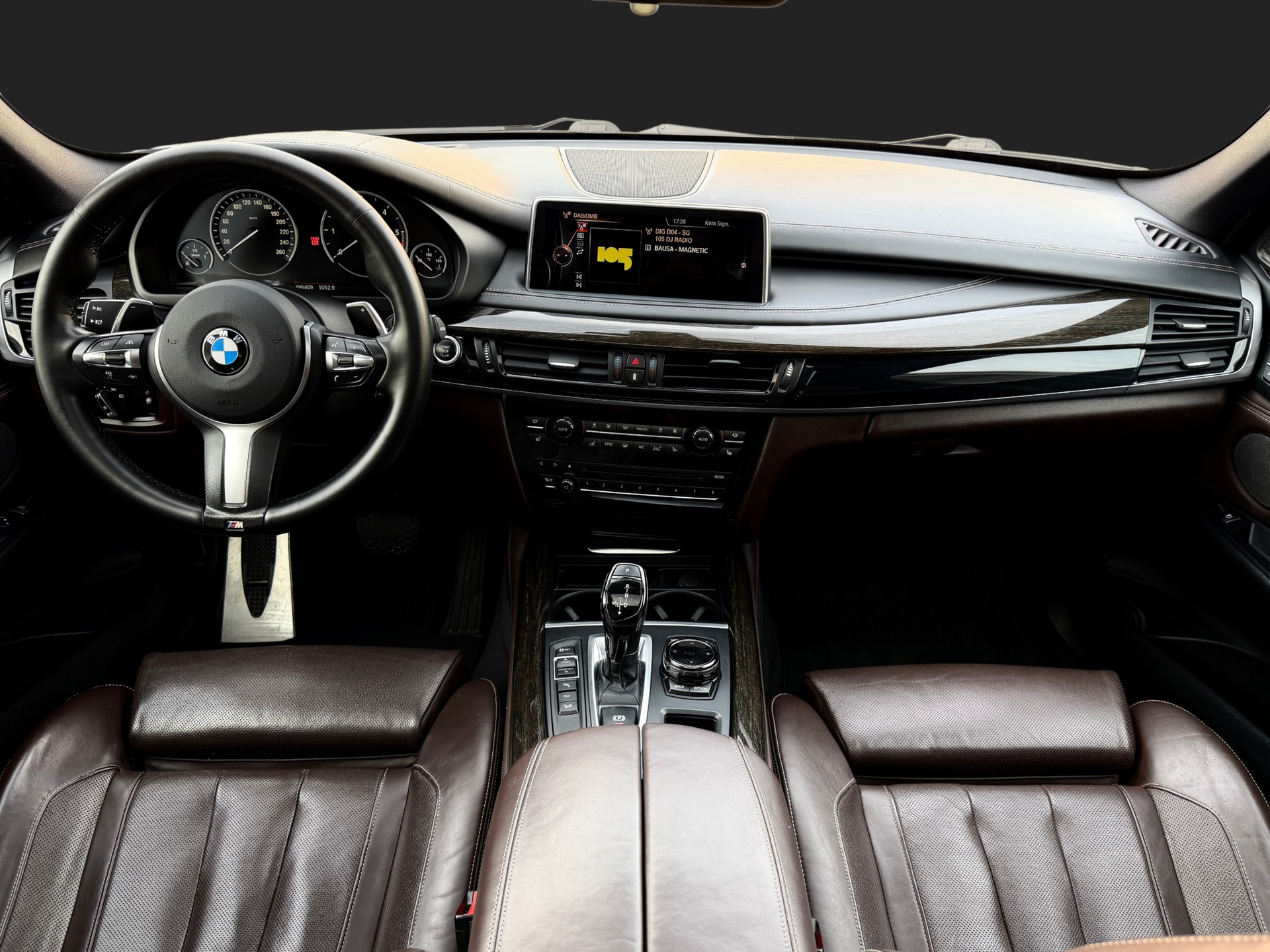 BMW X5 xDrive 40d Steptronic-image-15