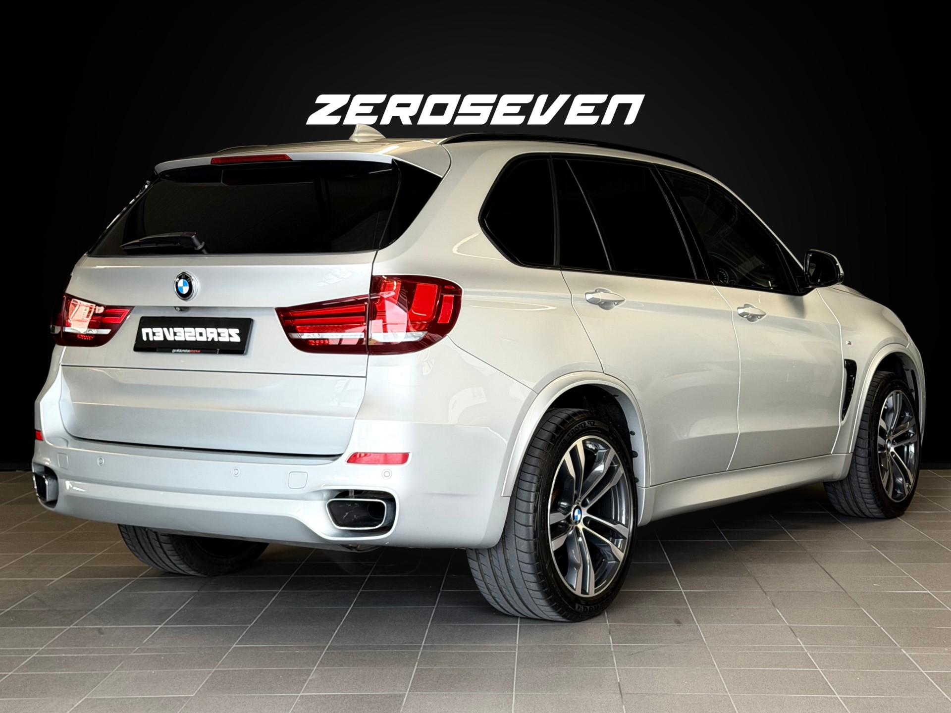 BMW X5 xDrive 40d Steptronic-image-6