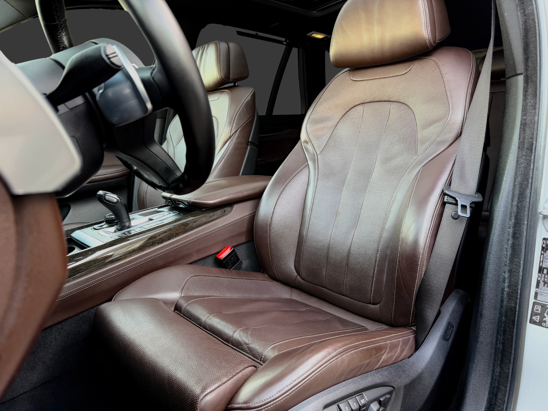 BMW X5 xDrive 40d Steptronic-image-12