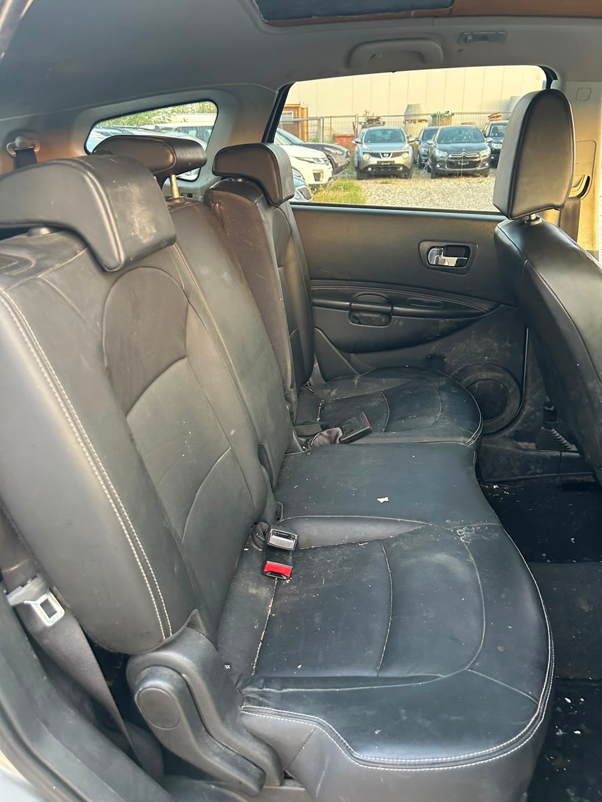 NISSAN Qashqai +2 2.0 dCi 4WD tekna Automatic-image-10