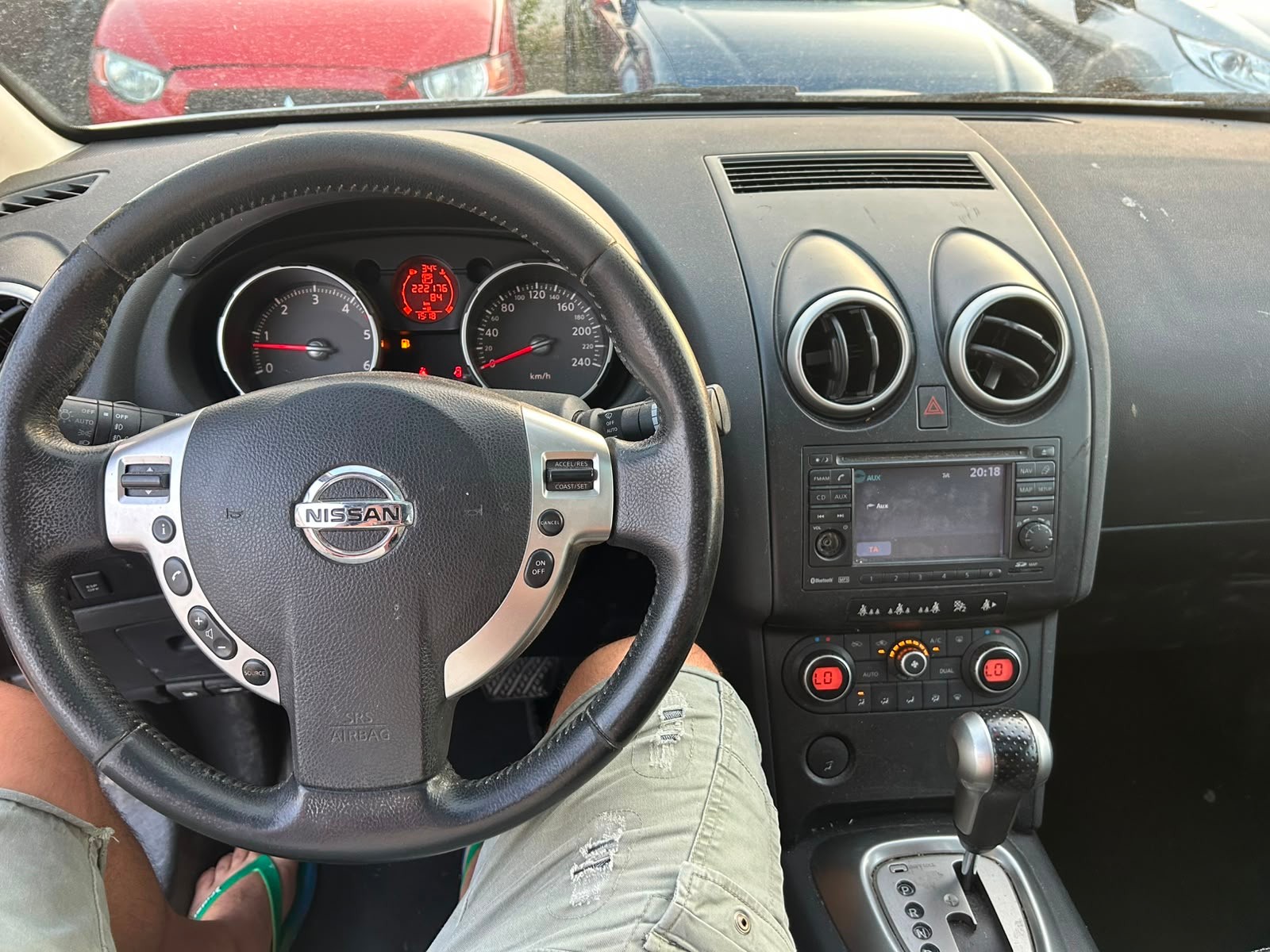 NISSAN Qashqai +2 2.0 dCi 4WD tekna Automatic-image-6