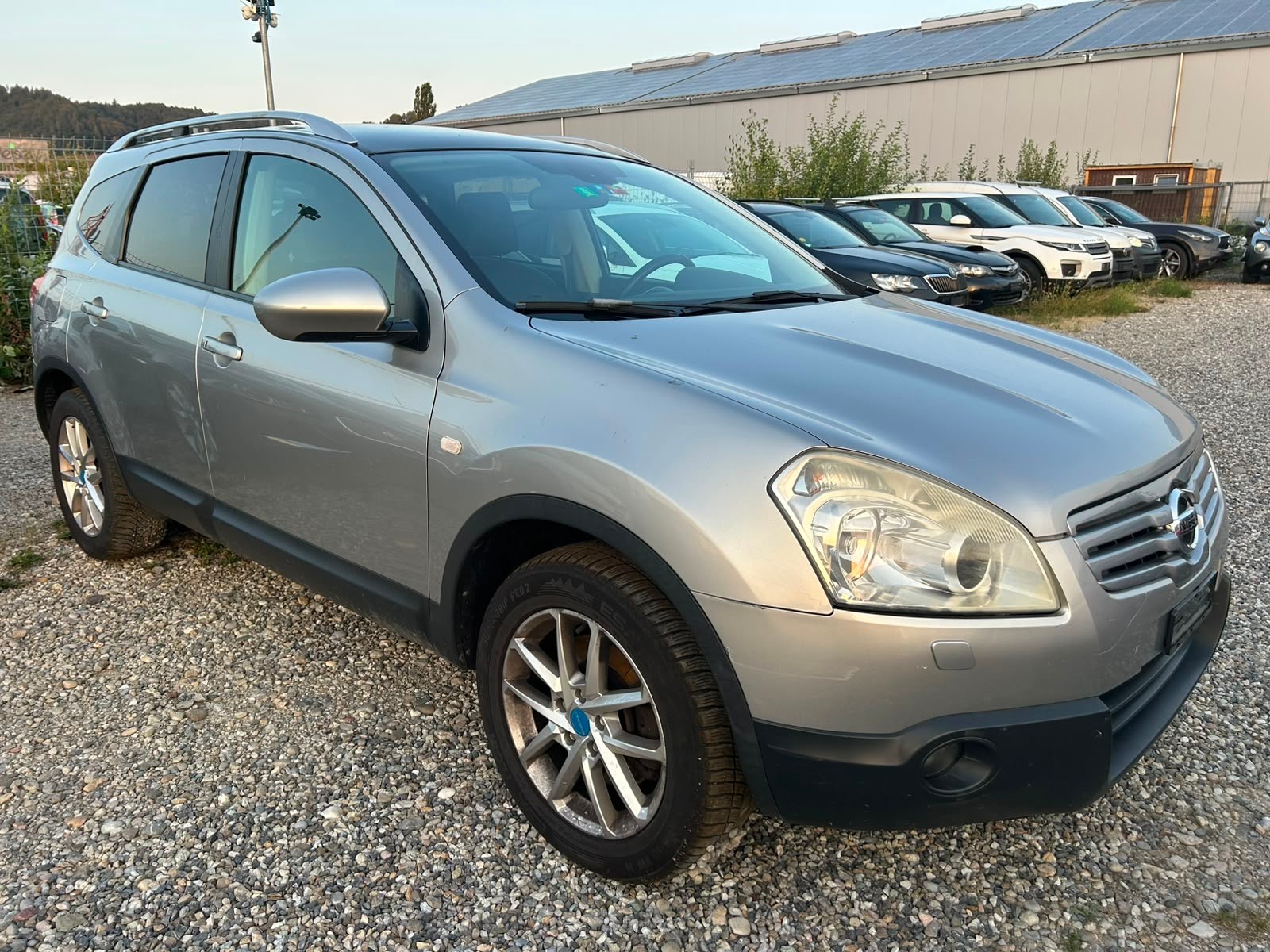 NISSAN Qashqai +2 2.0 dCi 4WD tekna Automatic-image-1