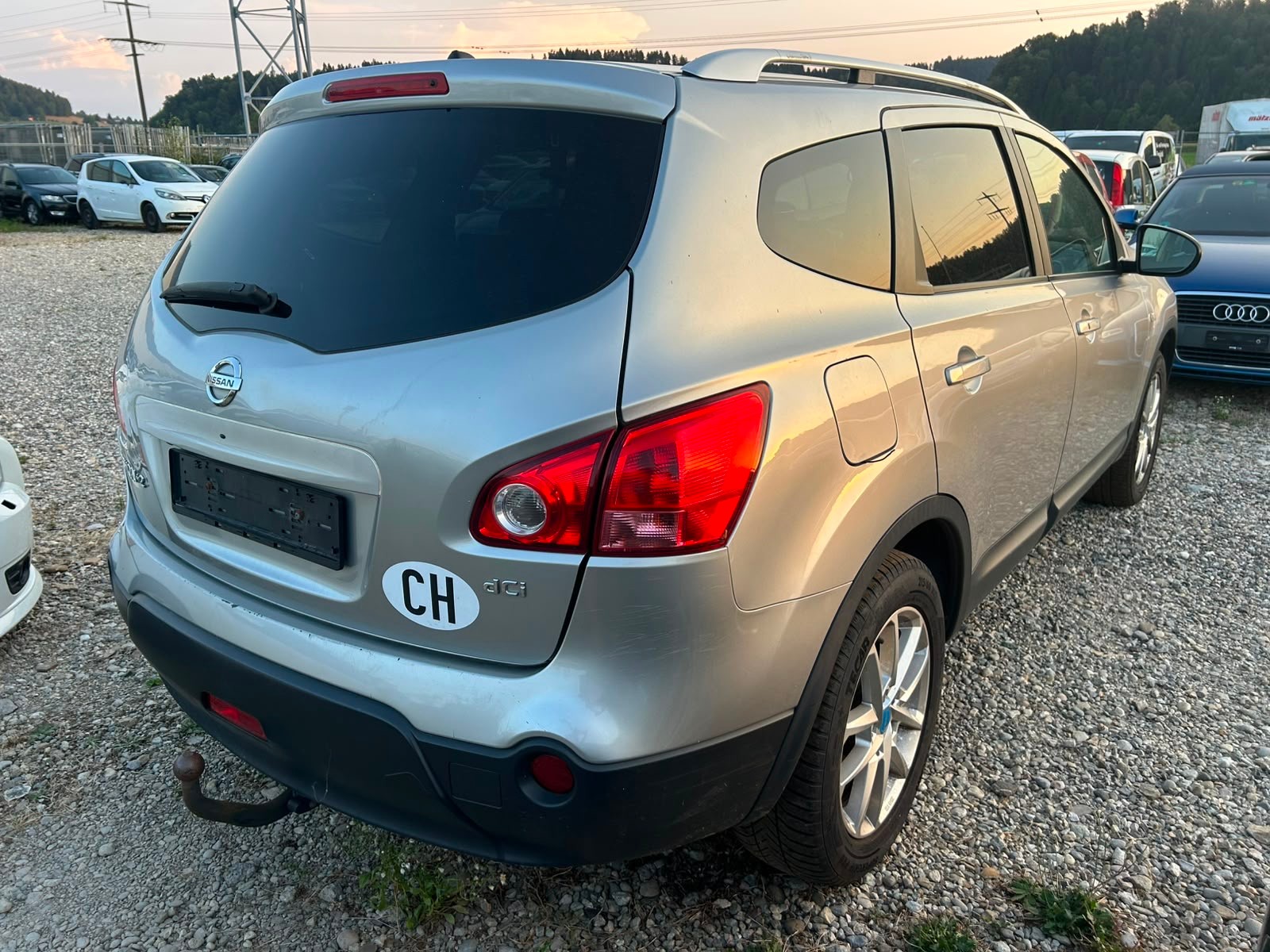 NISSAN Qashqai +2 2.0 dCi 4WD tekna Automatic-image-4