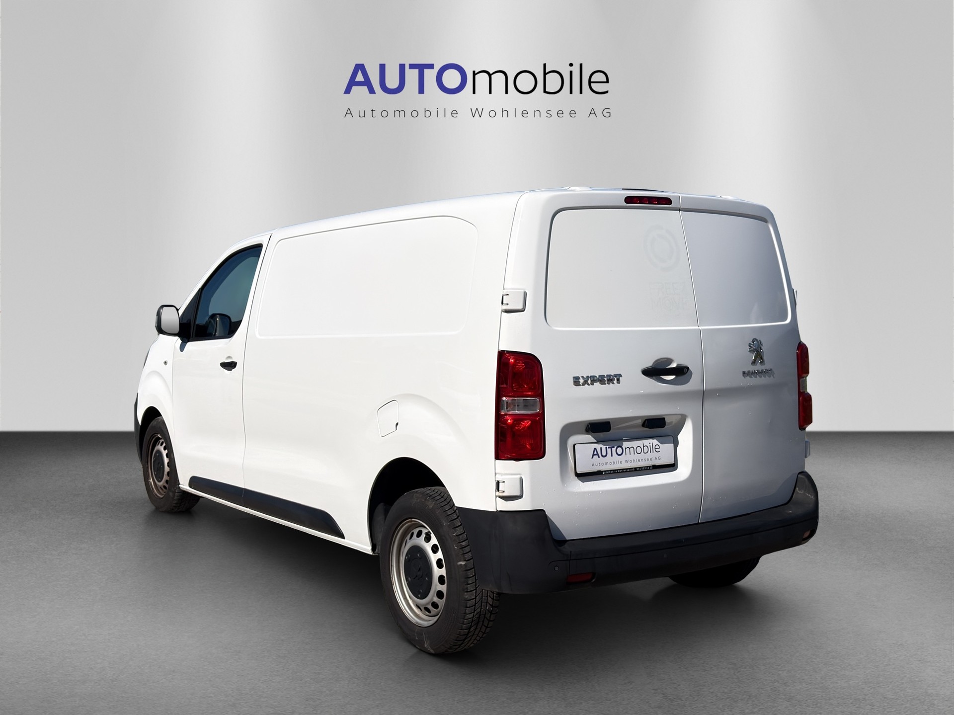 PEUGEOT Expert 2.0 BlueHDi 120 S&S Premium Standard-image-6