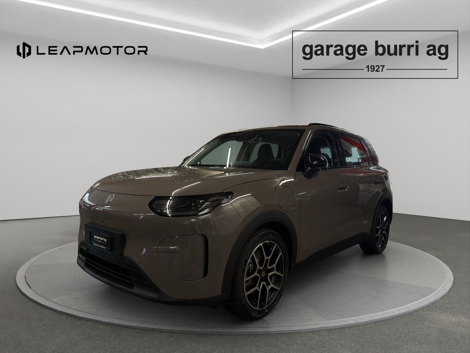 LEAPMOTOR B03X EV-image-0