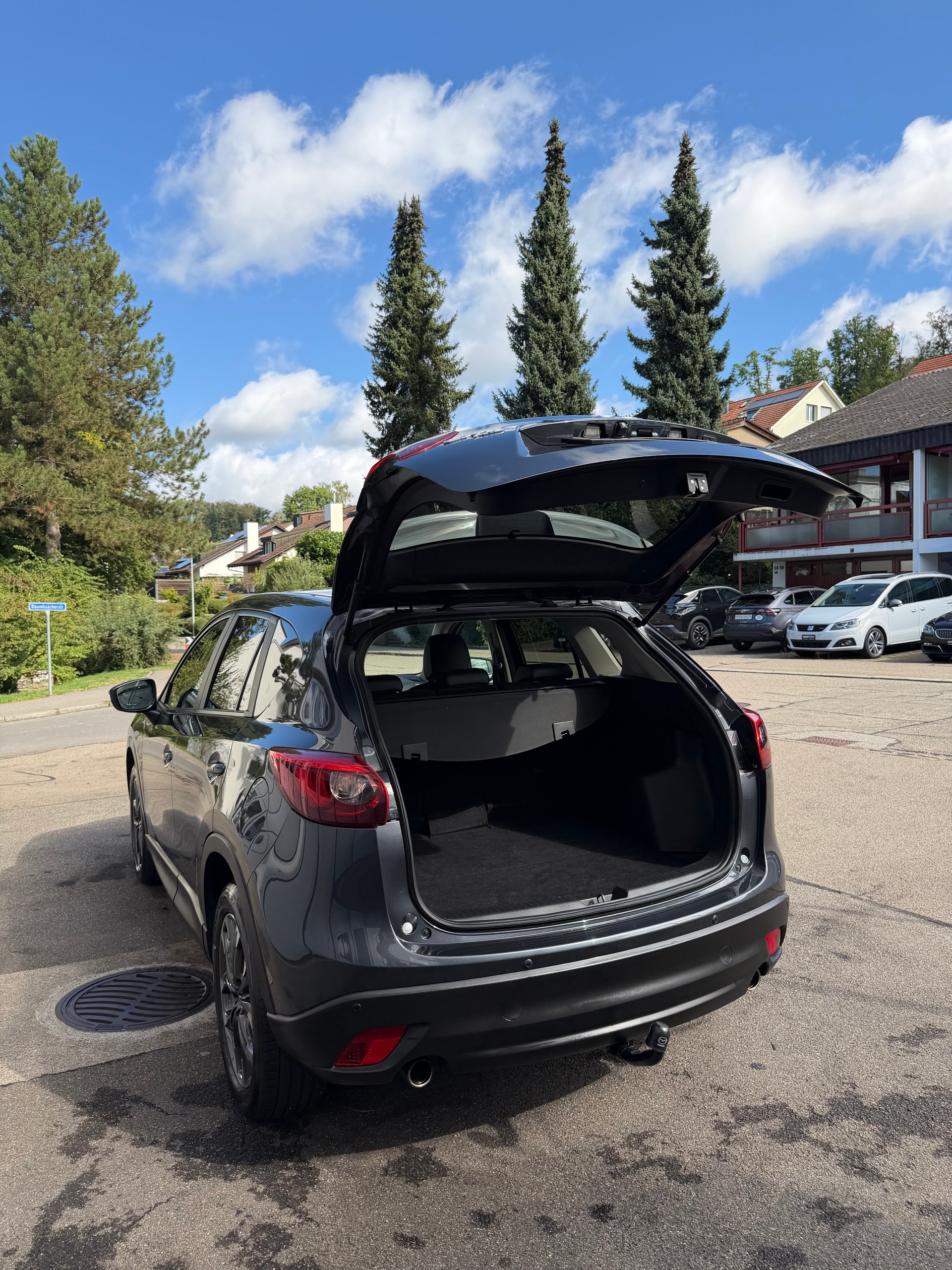 MAZDA CX-5 2.5 Revolution AWD Skyactive-G Automatic-image-11