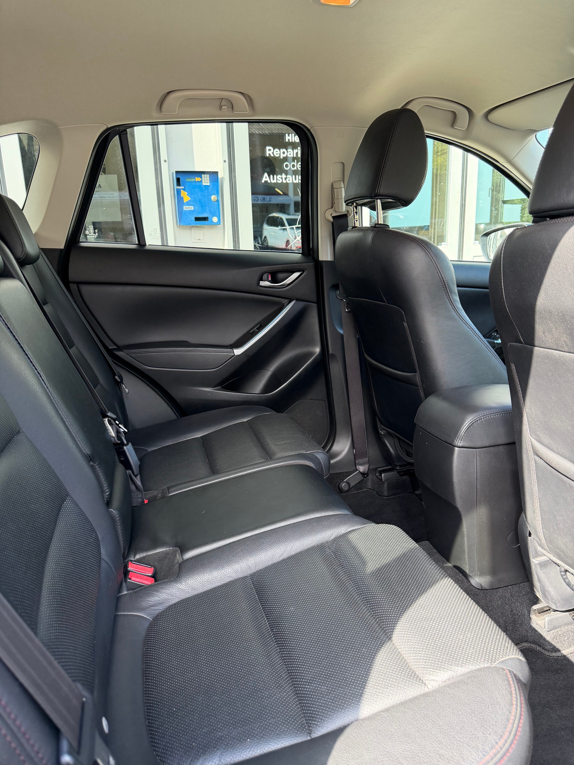 MAZDA CX-5 2.5 Revolution AWD Skyactive-G Automatic-image-10