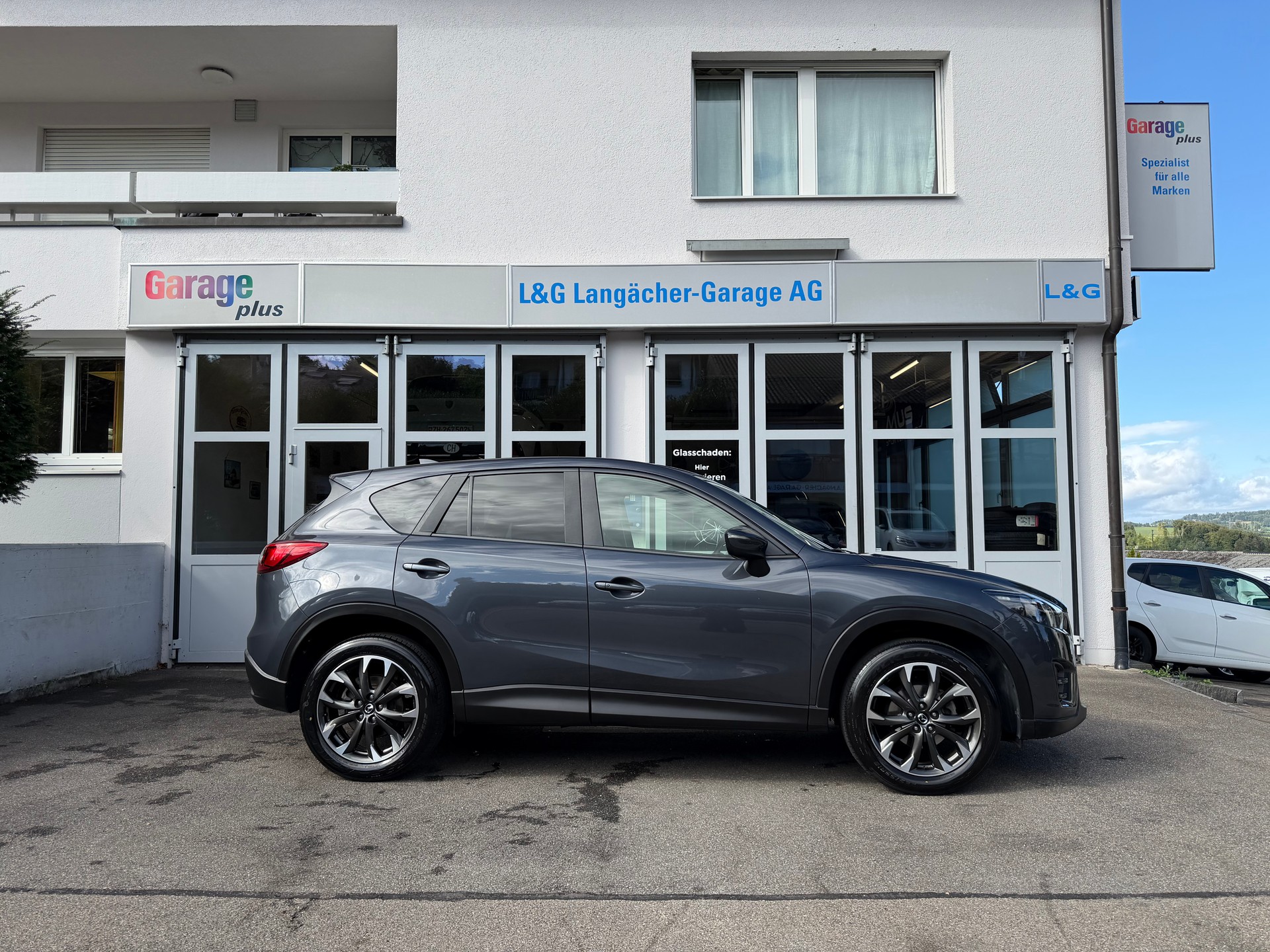 MAZDA CX-5 2.5 Revolution AWD Skyactive-G Automatic-image-0