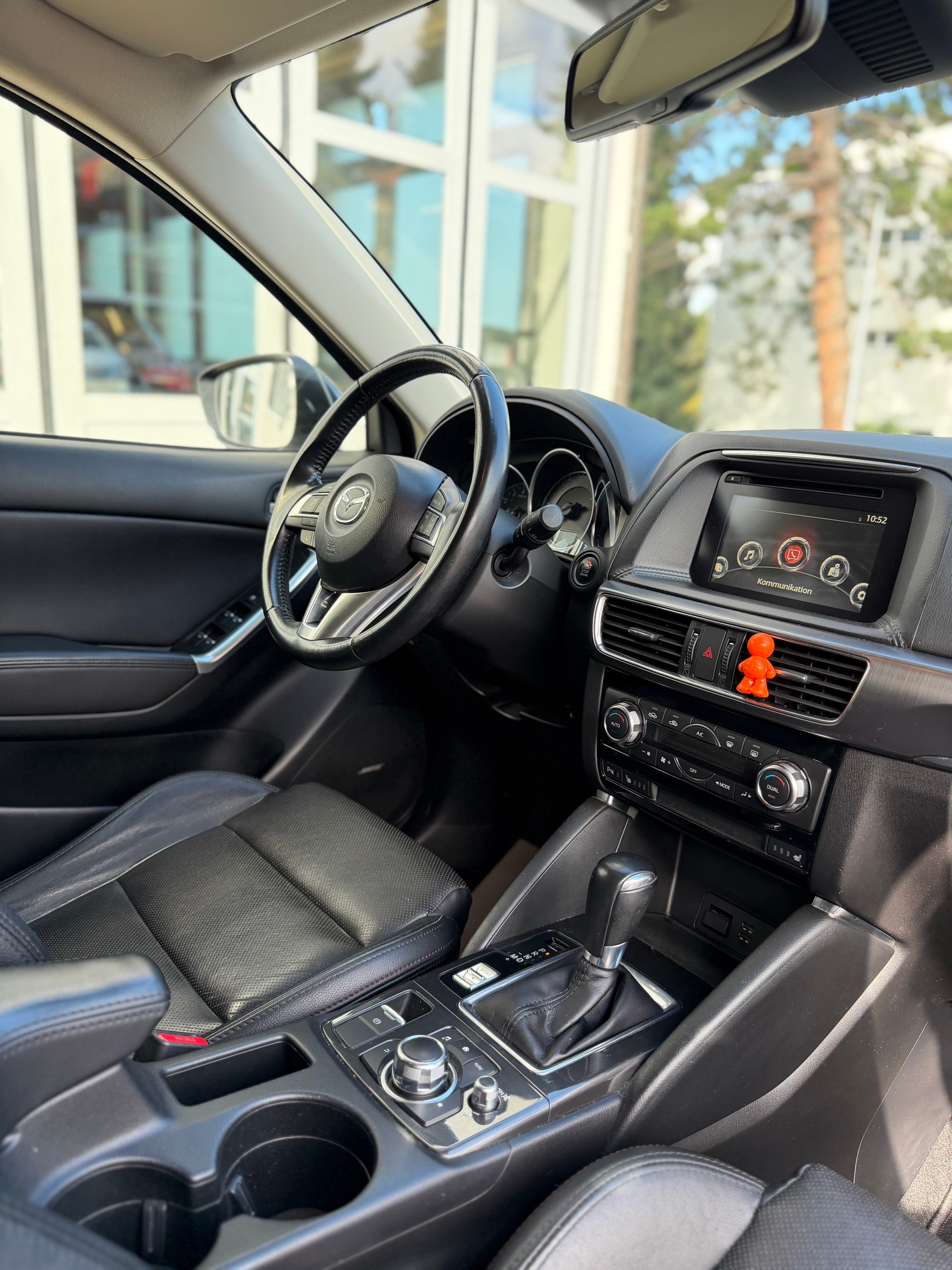 MAZDA CX-5 2.5 Revolution AWD Skyactive-G Automatic-image-4