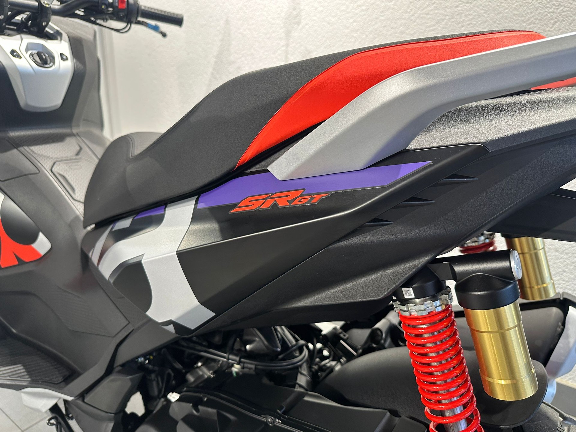 APRILIA SR GT 400 Replica | Neu | Ab Lager Verfügbar | Adventure Roller | Garantie-image-14