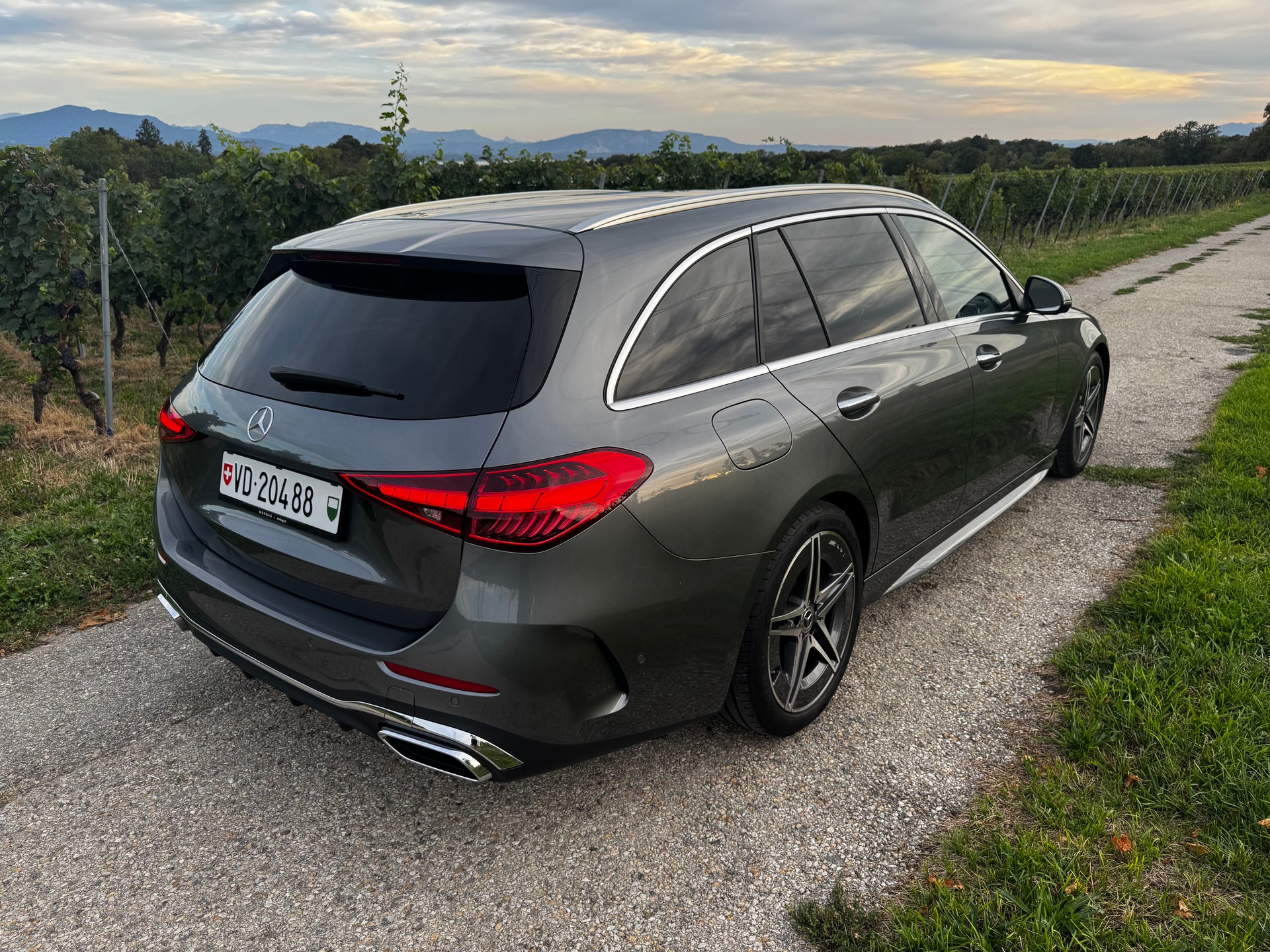 MERCEDES-BENZ C 200 AMG Line-image-2