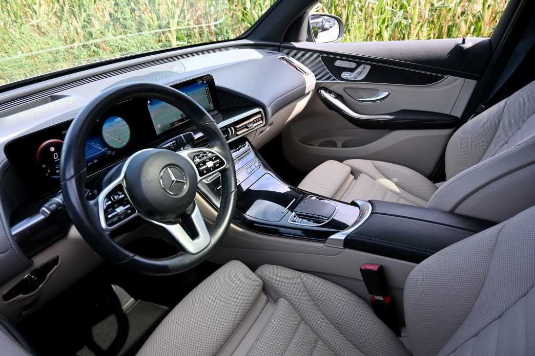 MERCEDES-BENZ EQC 400 4Matic EQ Star-image-6