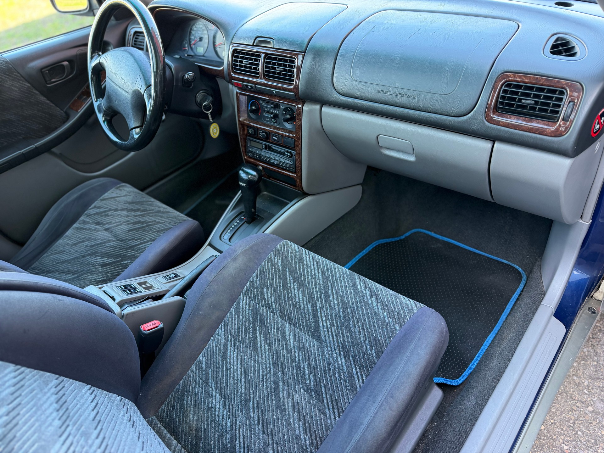 SUBARU Forester 2.0 Comfort Automatic-image-11