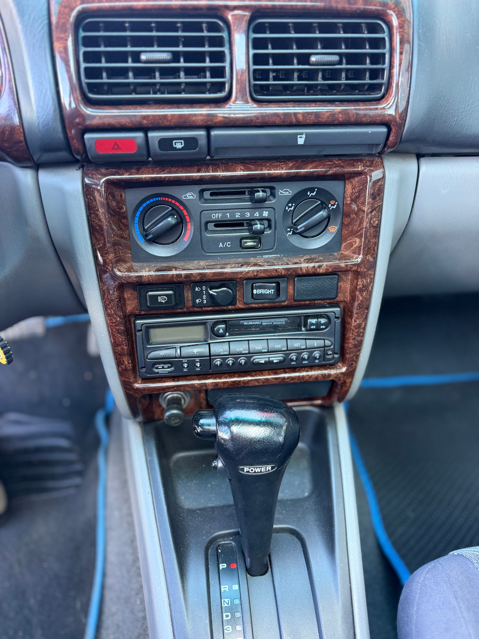 SUBARU Forester 2.0 Comfort Automatic-image-14