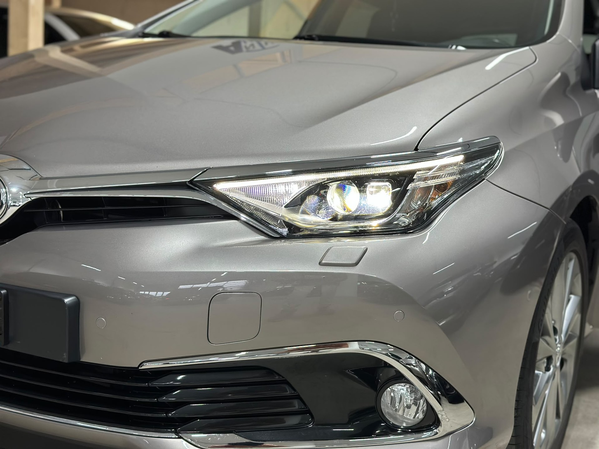 TOYOTA Auris 1.2 Turbo Luna-image-7