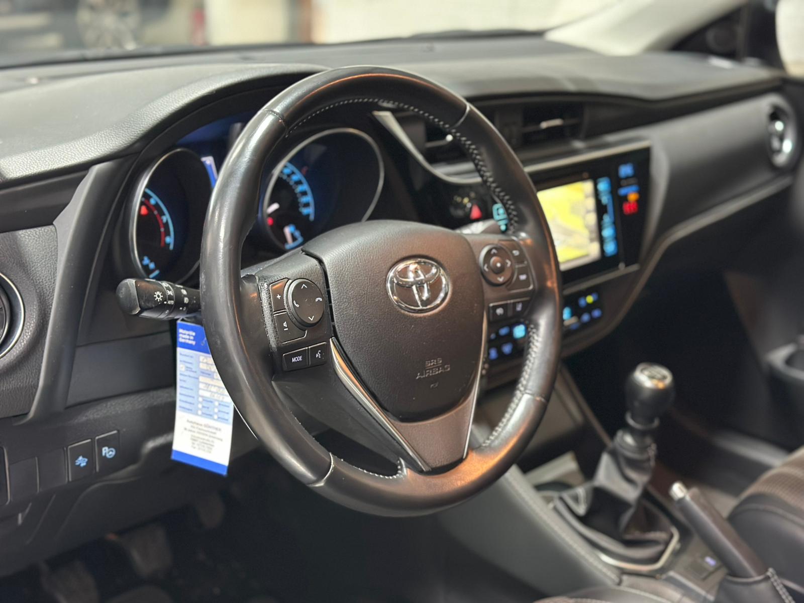 TOYOTA Auris 1.2 Turbo Luna-image-11