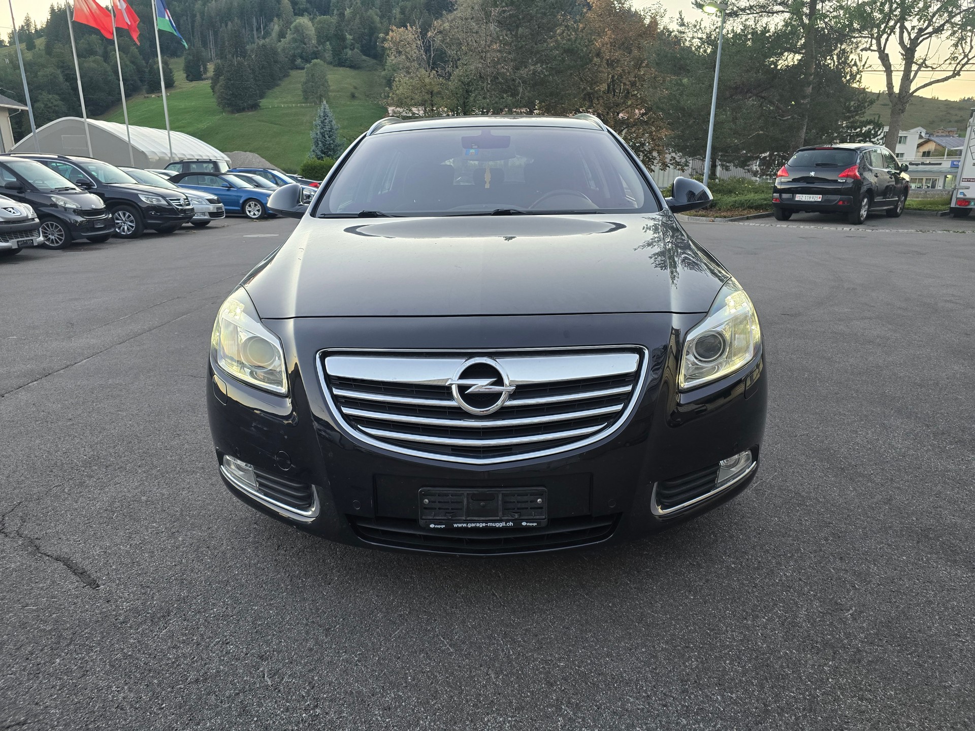 OPEL Insignia Sports Tourer 2.0 Turbo Edition Automatic-image-0
