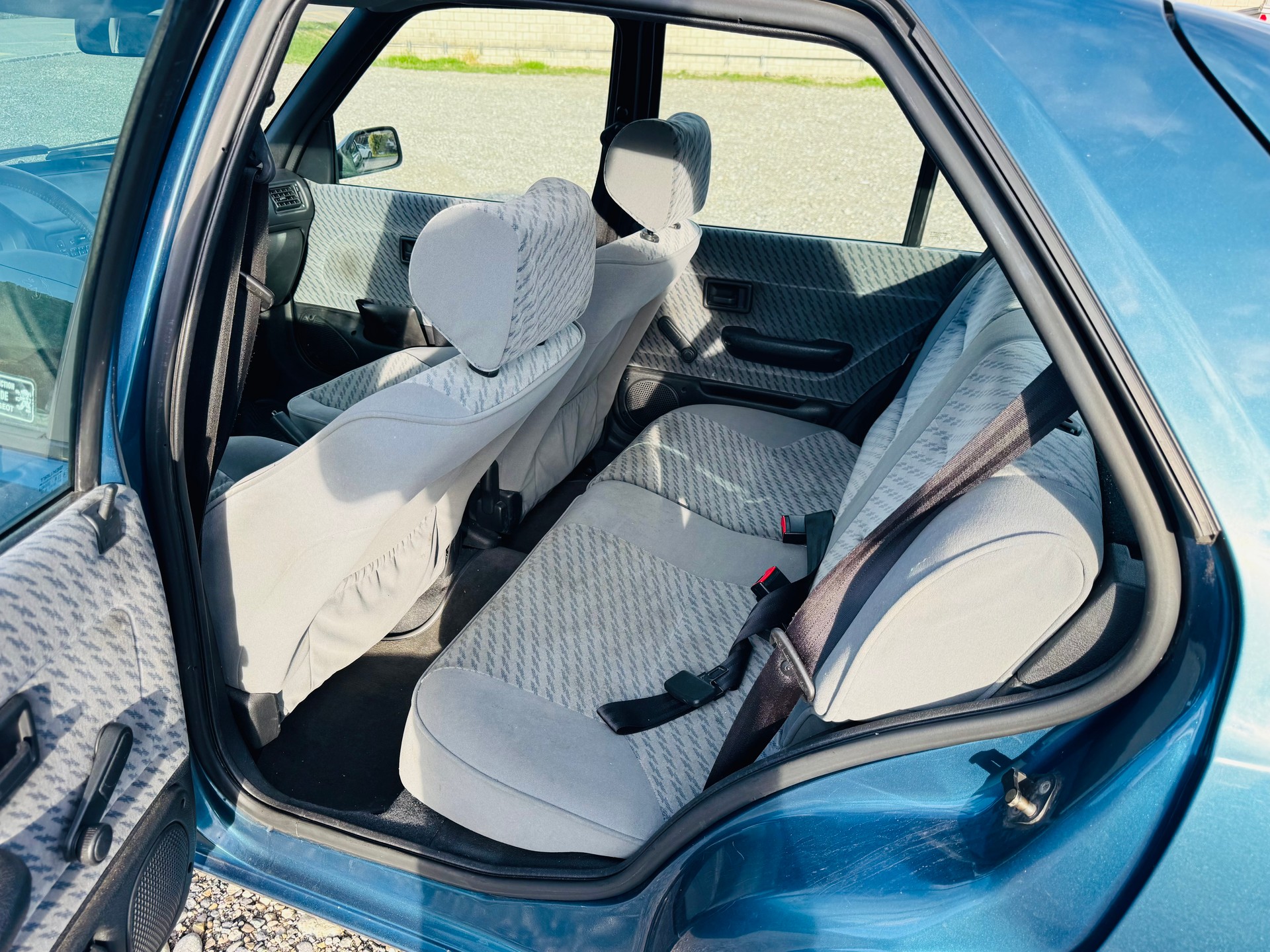PEUGEOT 106 1.6 Suisse-image-10