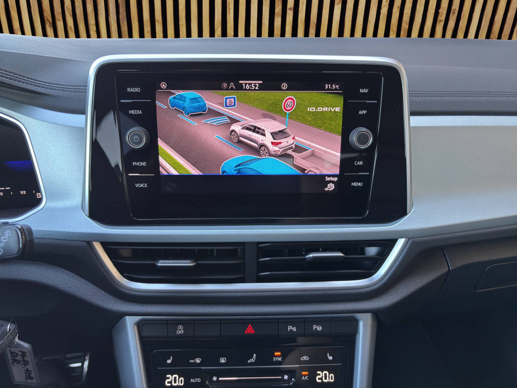 VW T-Roc 2.0 TDI SCR Life DSG-image-17