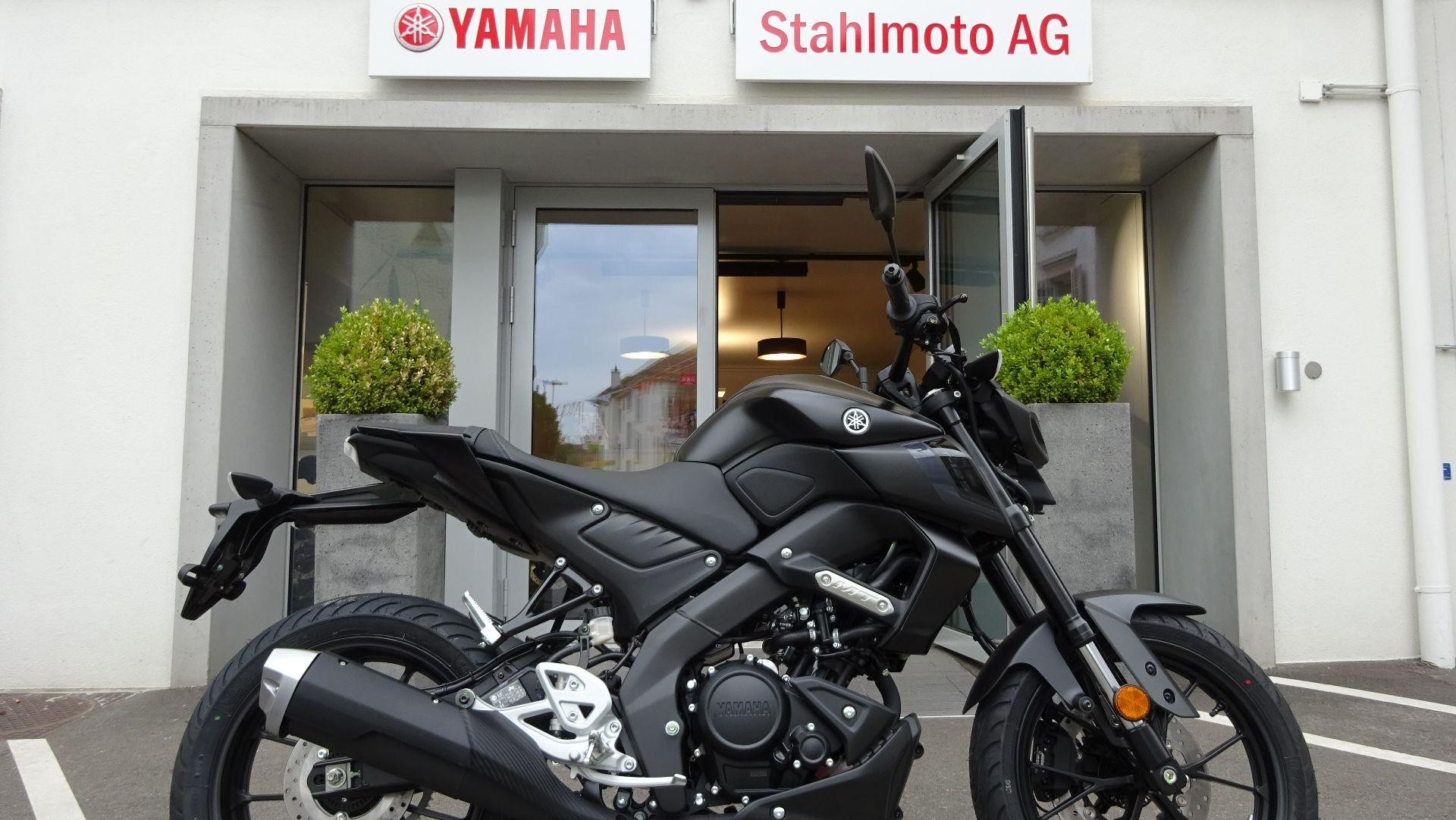 YAMAHA MT-125 ABS-showroom-element-2