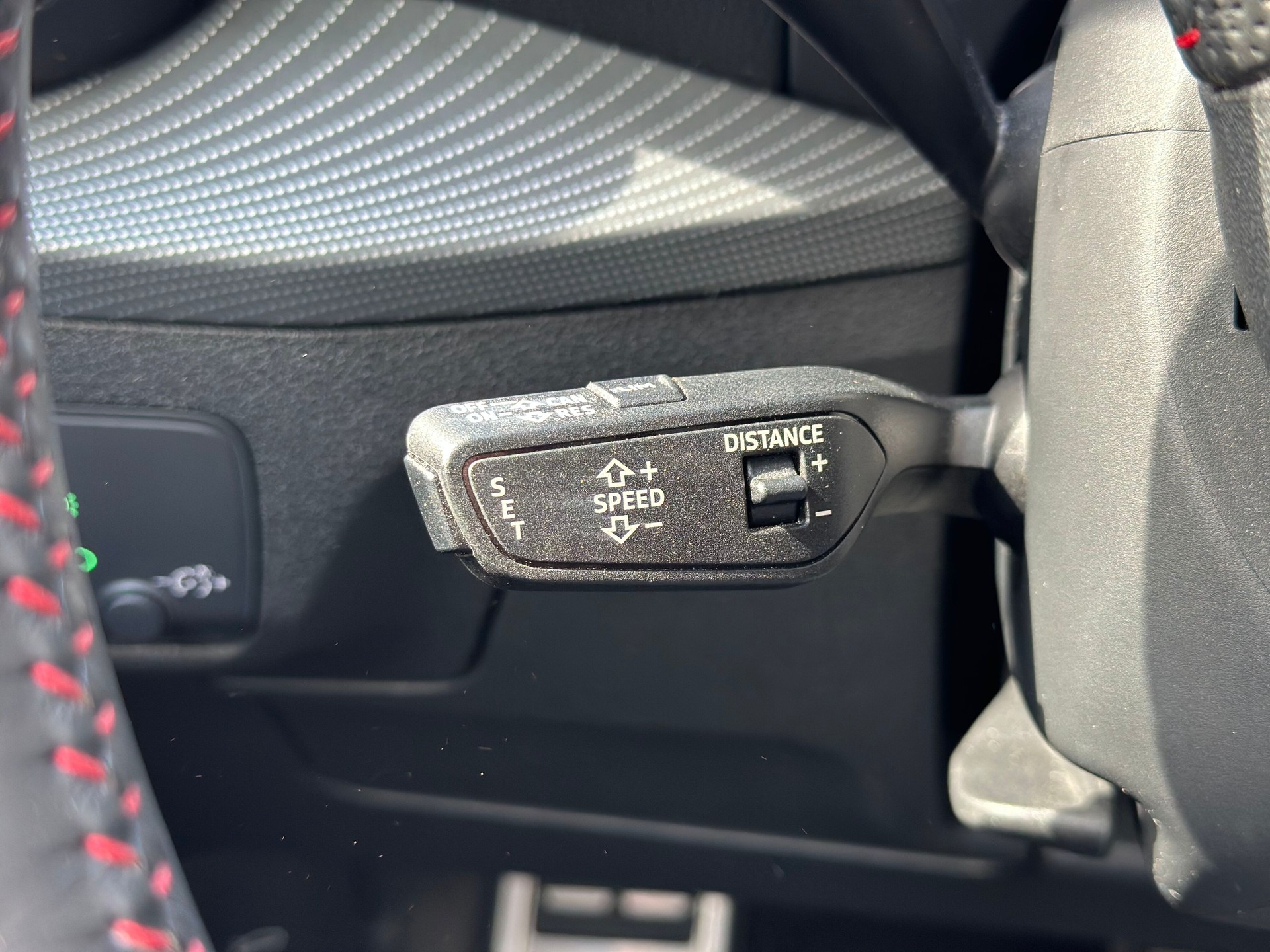 AUDI Q2 35 TFSI Sport S-tronic-image-9