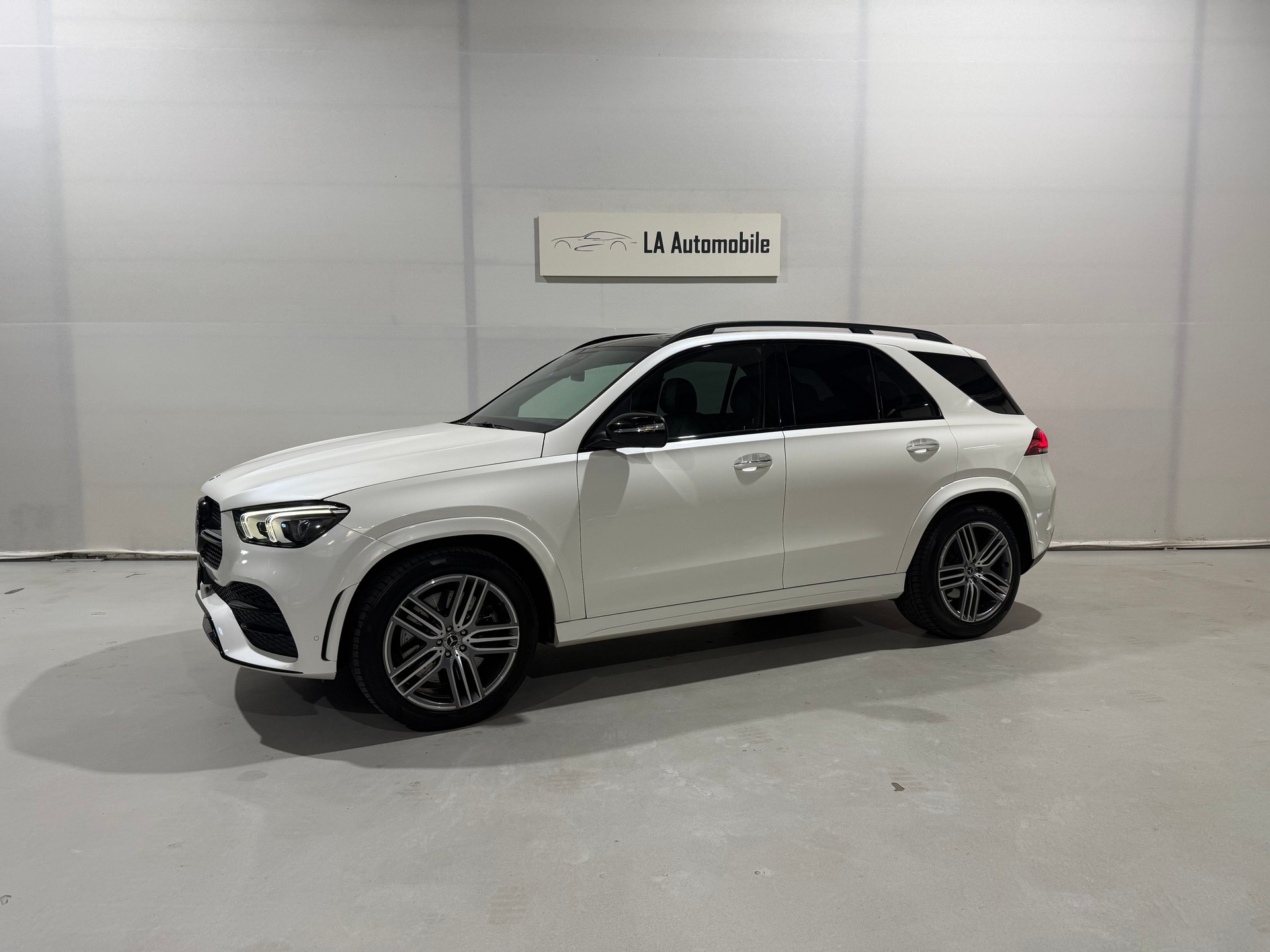 MERCEDES-BENZ GLE 450 4Matic AMG Line 9G-Tronic CH Fahrzeug-image-1