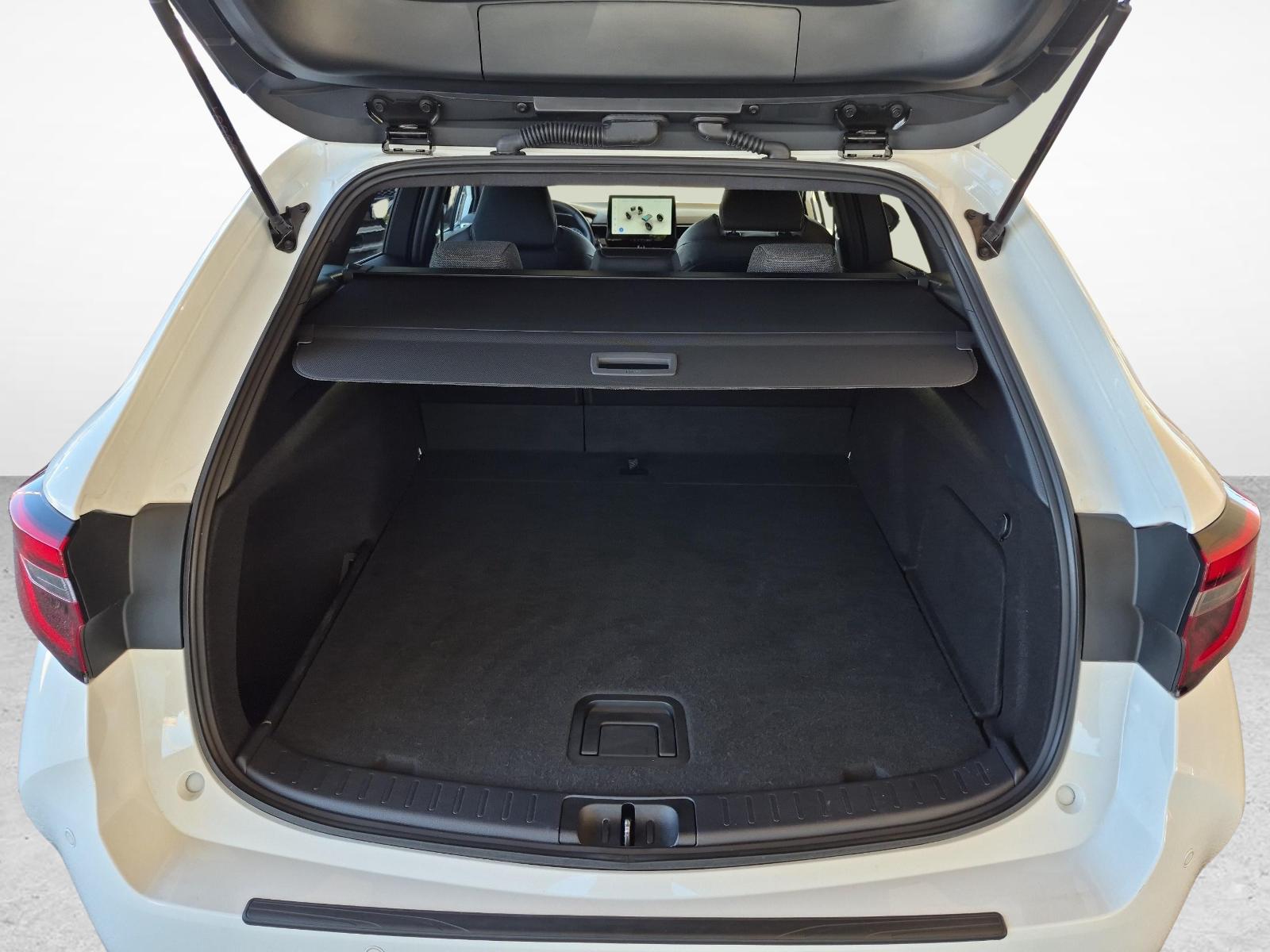 TOYOTA Corolla Touring Sports 2.0 HSD Trend-image-11