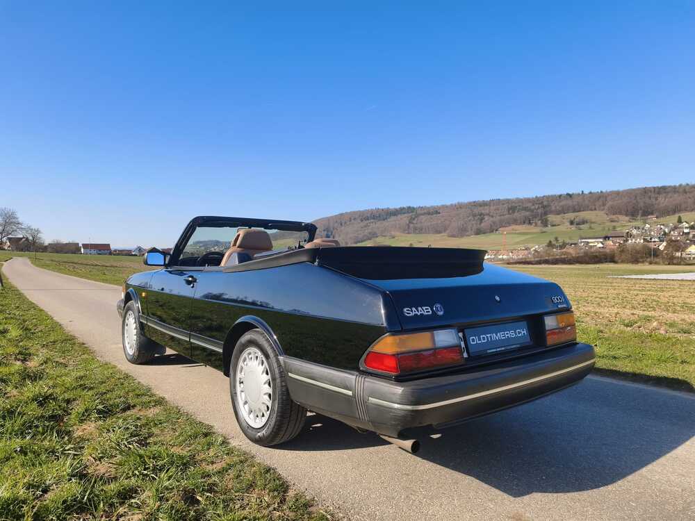 SAAB 900i 2.1-16-image-1