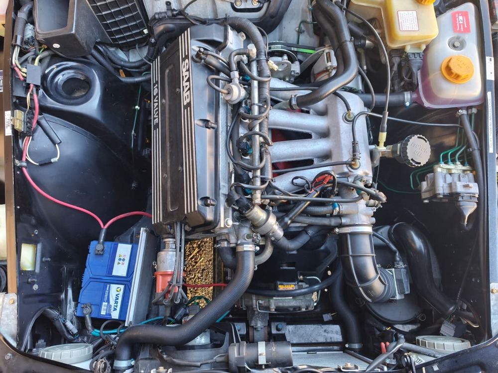 SAAB 900i 2.1-16-image-13