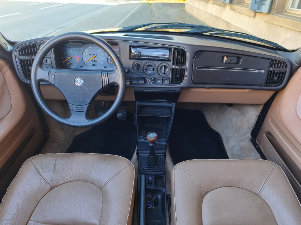 SAAB 900i 2.1-16-image-9