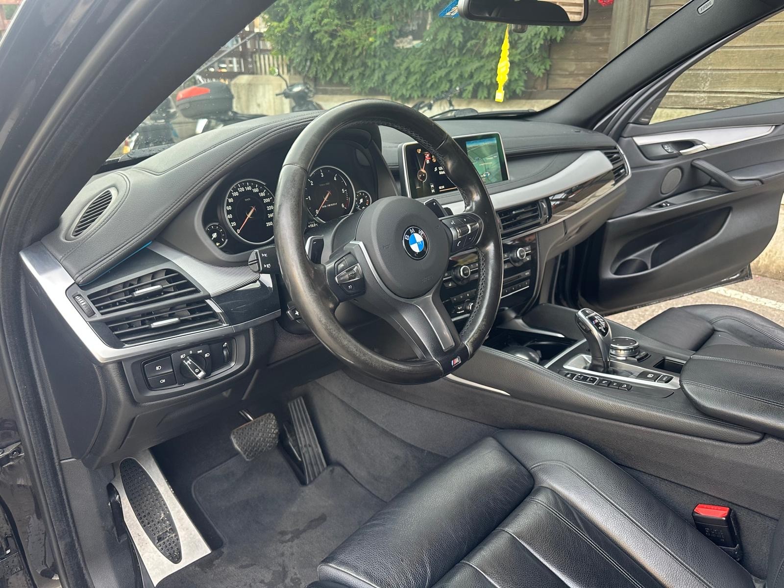BMW X6 M50d Steptronic-image-7