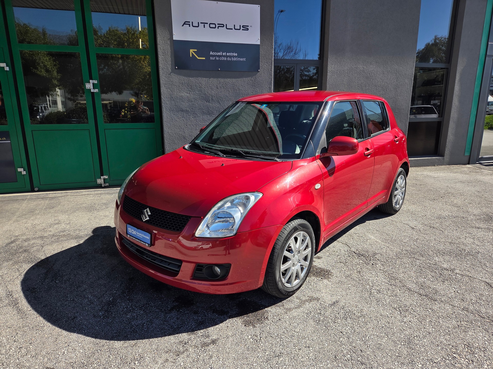 SUZUKI Swift 1.3i 16V GL Top 4x4-image-0