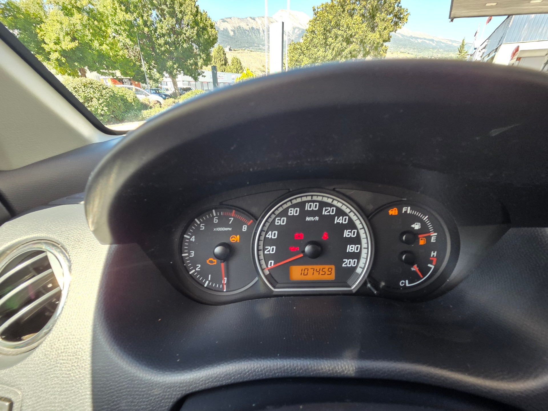 SUZUKI Swift 1.3i 16V GL Top 4x4-image-7