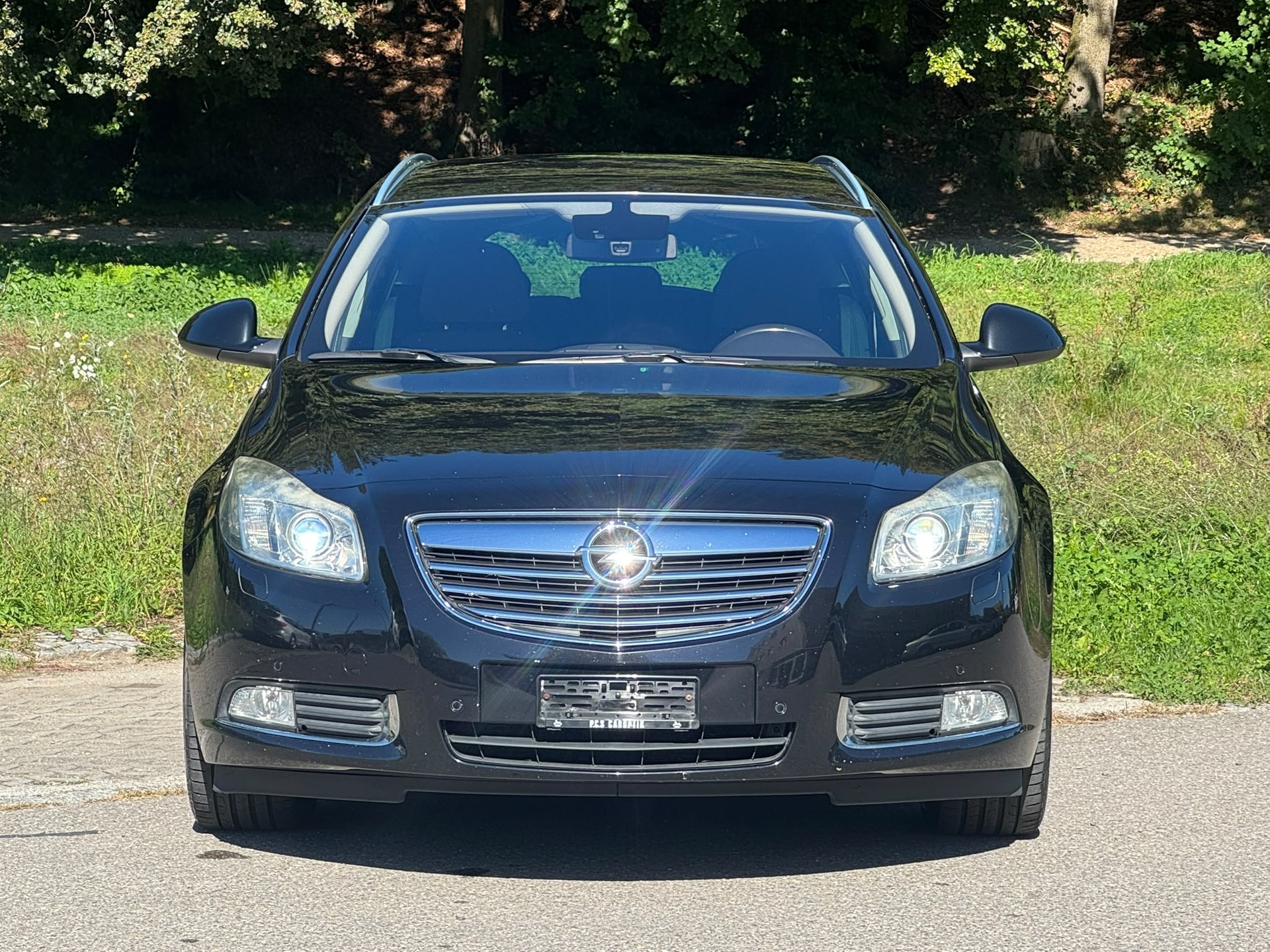 OPEL Insignia Sports Tourer 2.0 Turbo Edition Automatic-image-1