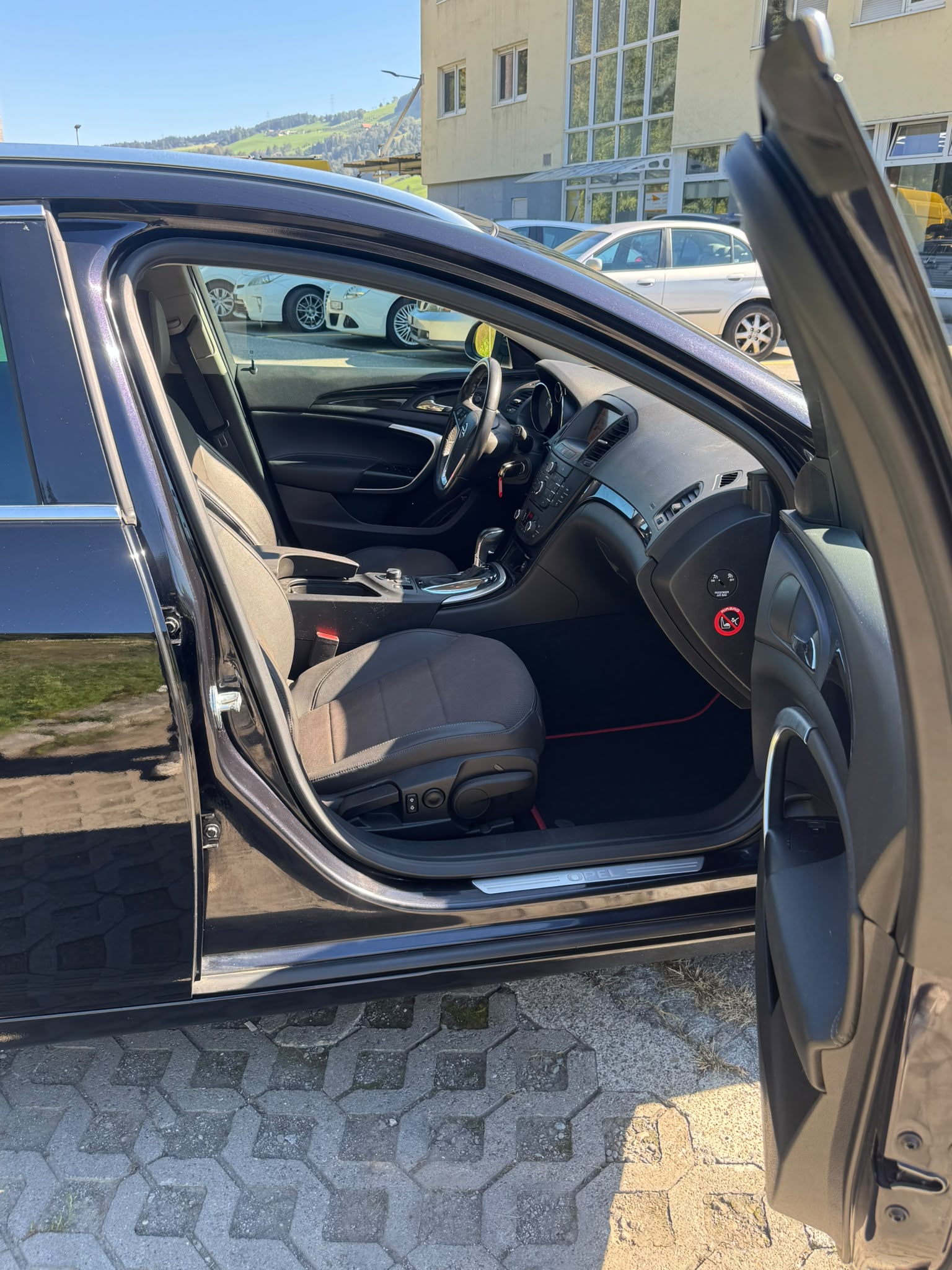 OPEL Insignia Sports Tourer 2.0 Turbo Edition Automatic-image-7