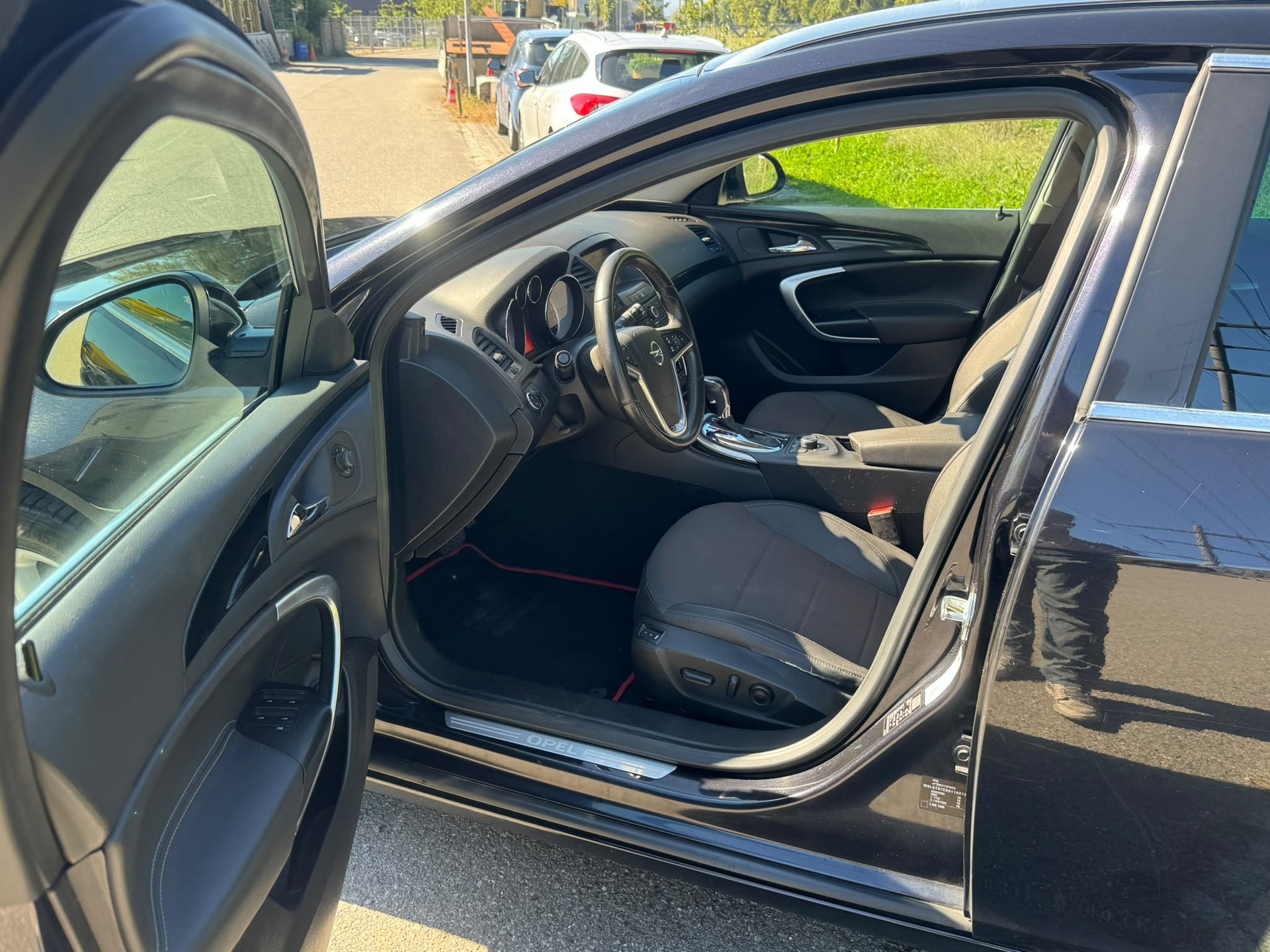 OPEL Insignia Sports Tourer 2.0 Turbo Edition Automatic-image-6